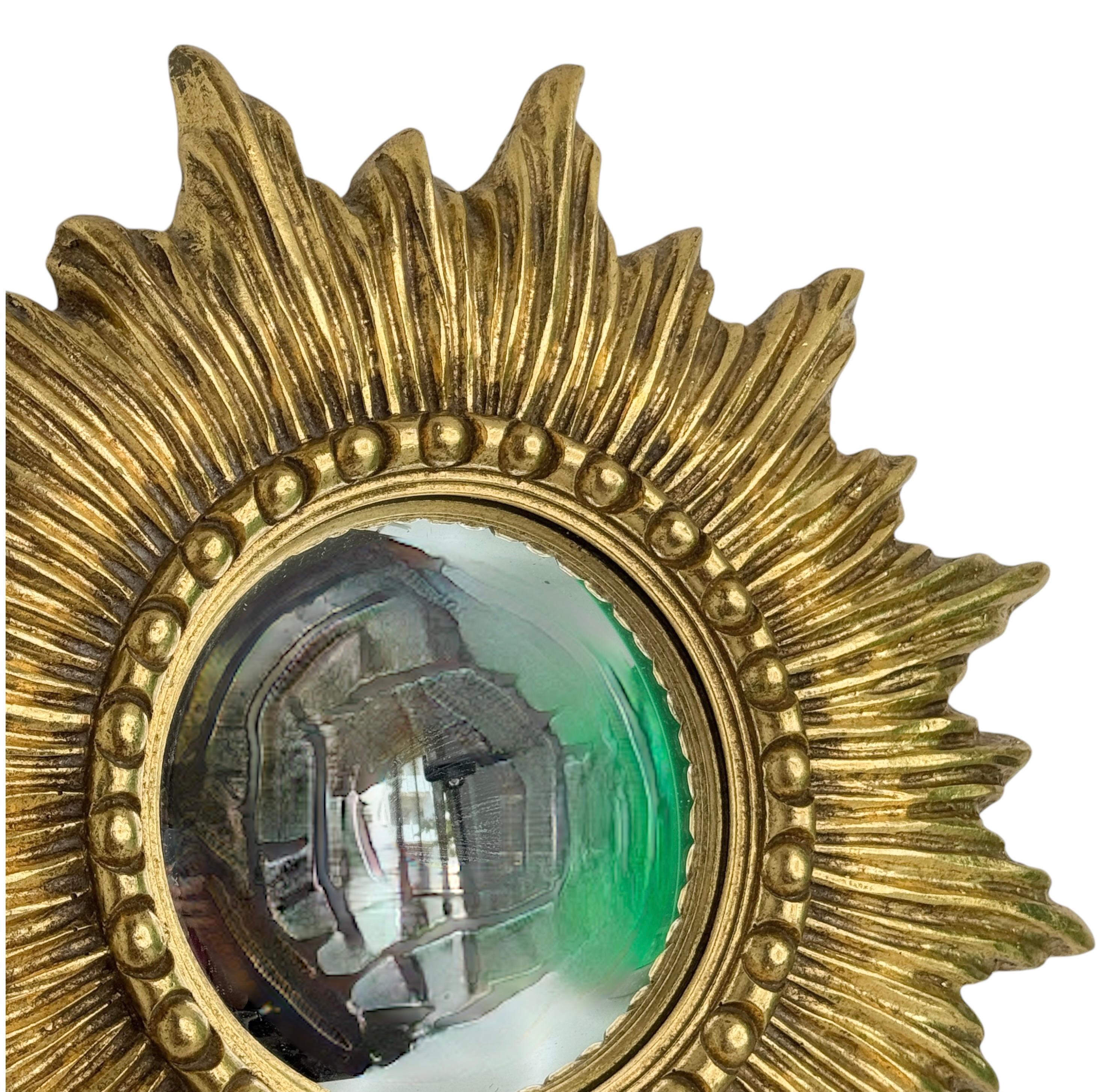 Late 20th Century Beautiful Starburst Sunburst Gilded Resin Convex Mirror Belgium, circa 1970s For Sale
