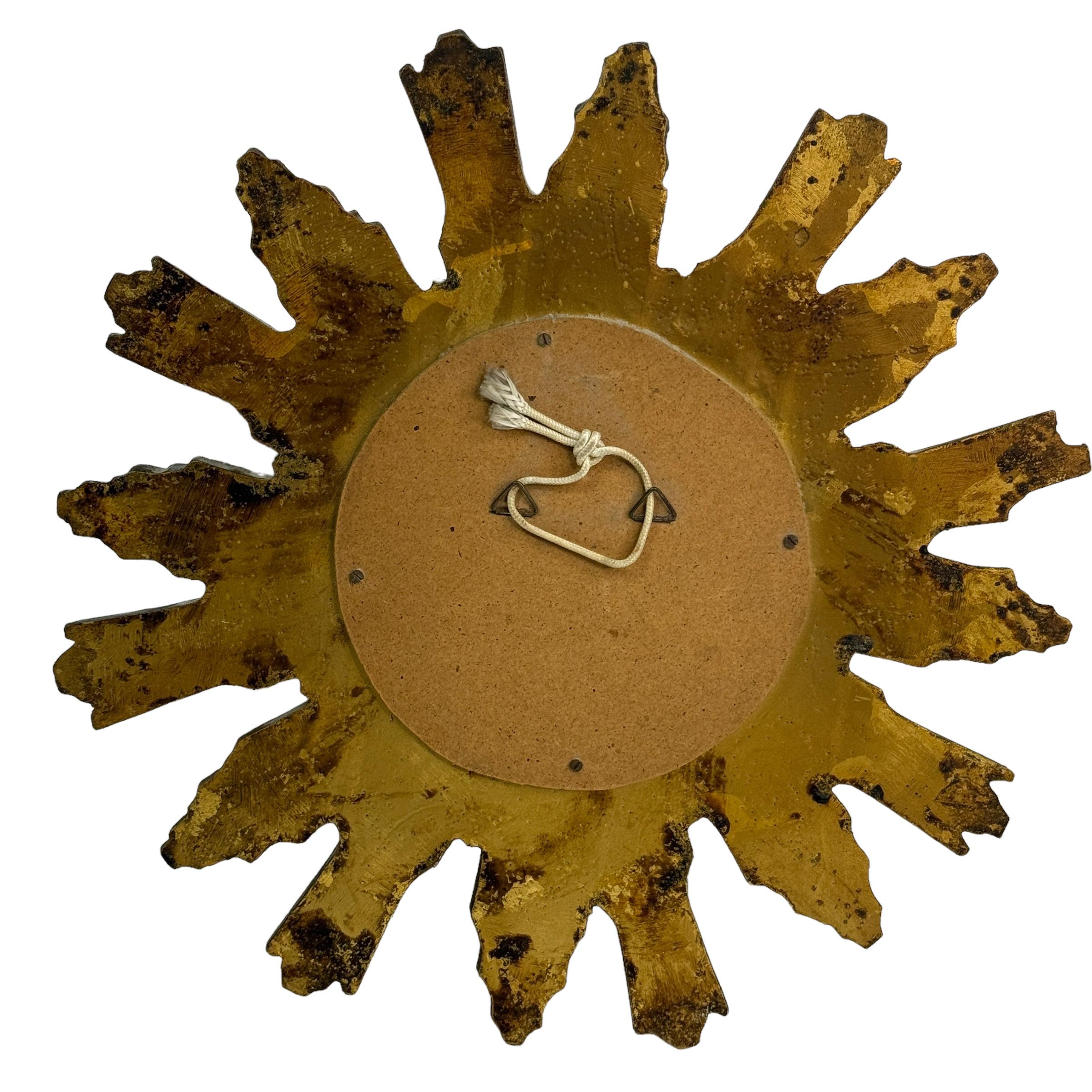 Beautiful Starburst Sunburst Gilded Resin Convex Mirror Belgium, circa 1960s In Good Condition For Sale In Nuernberg, DE