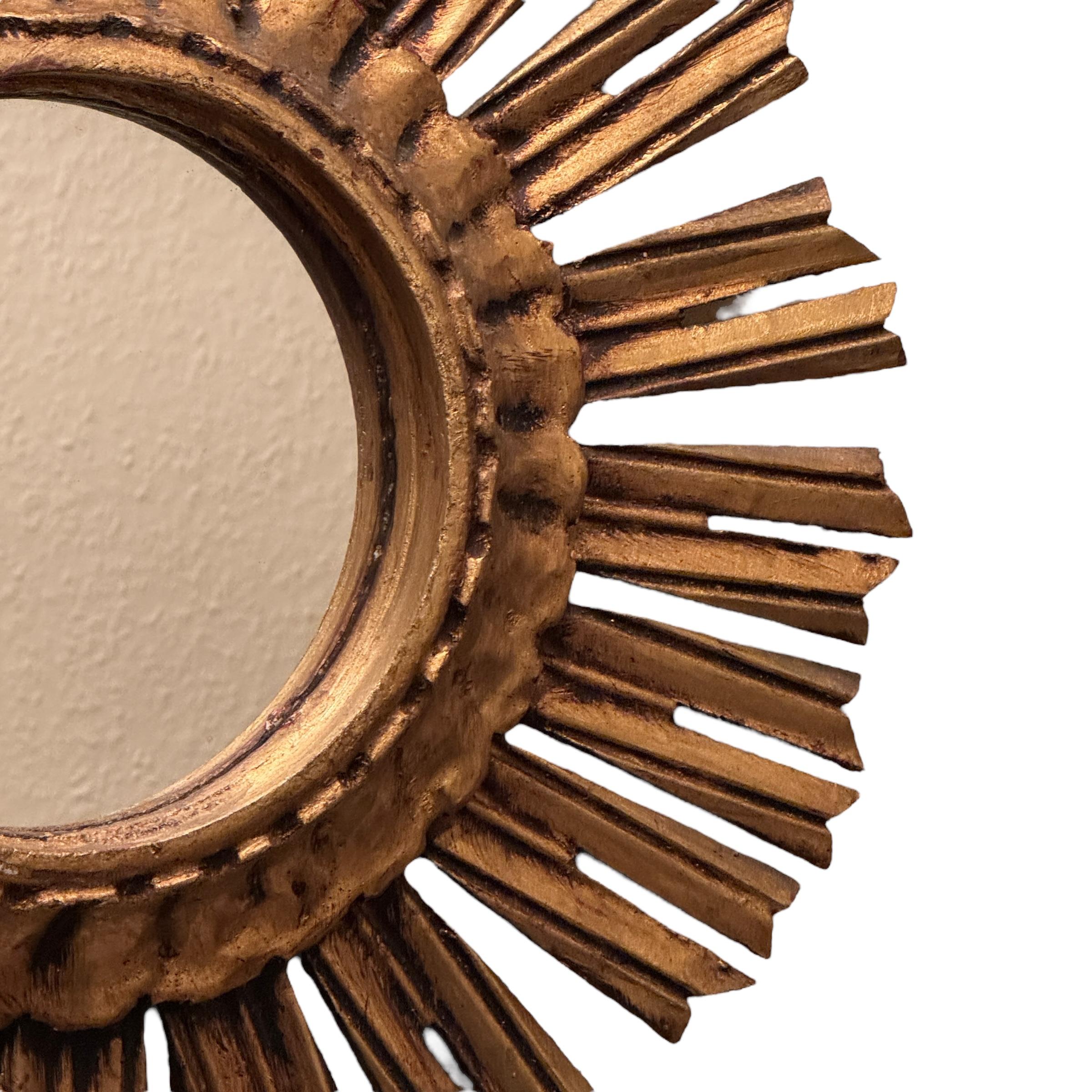 Schöner Starburst Sunburst Vergoldeter Holzspiegel, Deutschland ca. 1930er Jahre (Mitte des 20. Jahrhunderts) im Angebot