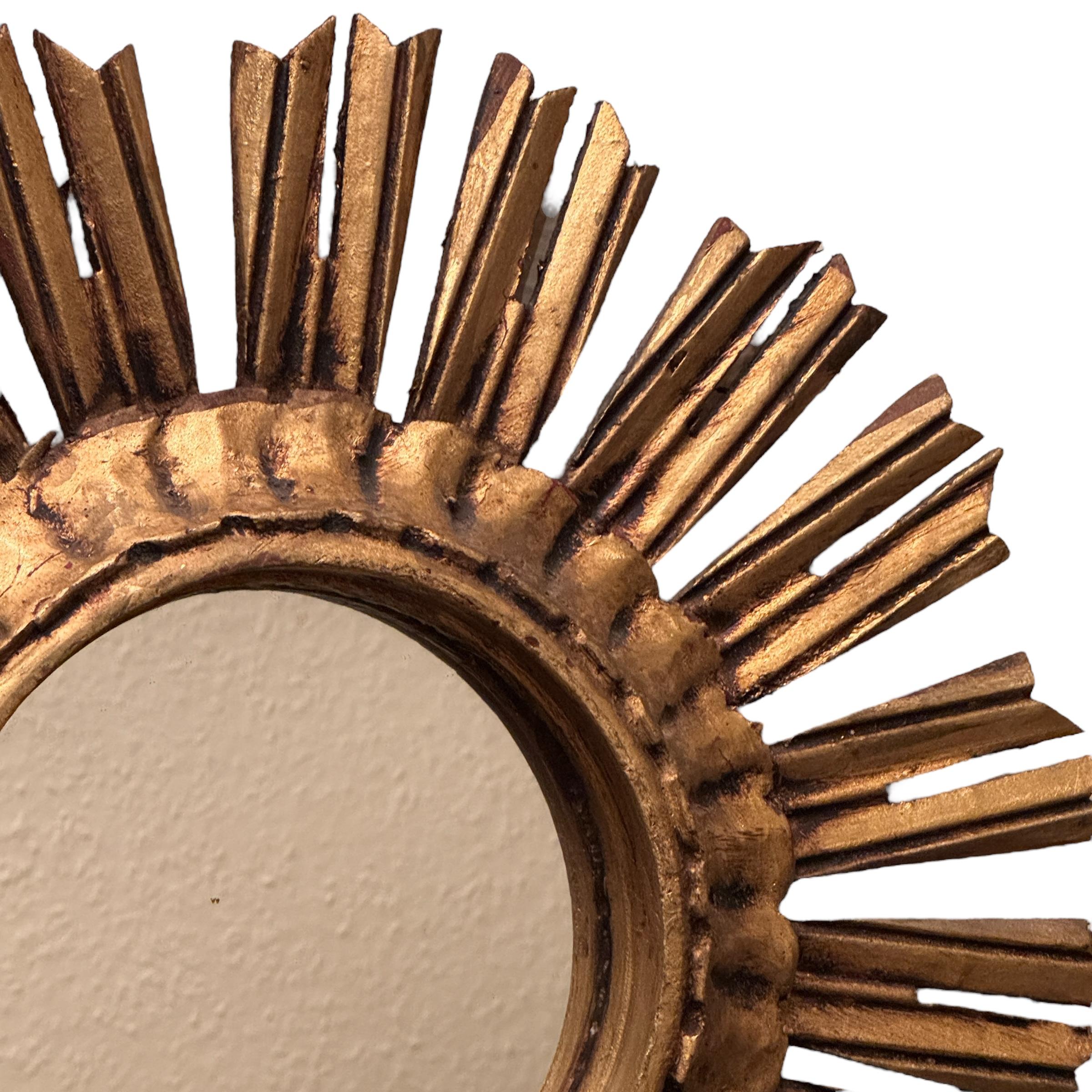 Schöner Starburst Sunburst Vergoldeter Holzspiegel, Deutschland ca. 1930er Jahre (Spiegel) im Angebot