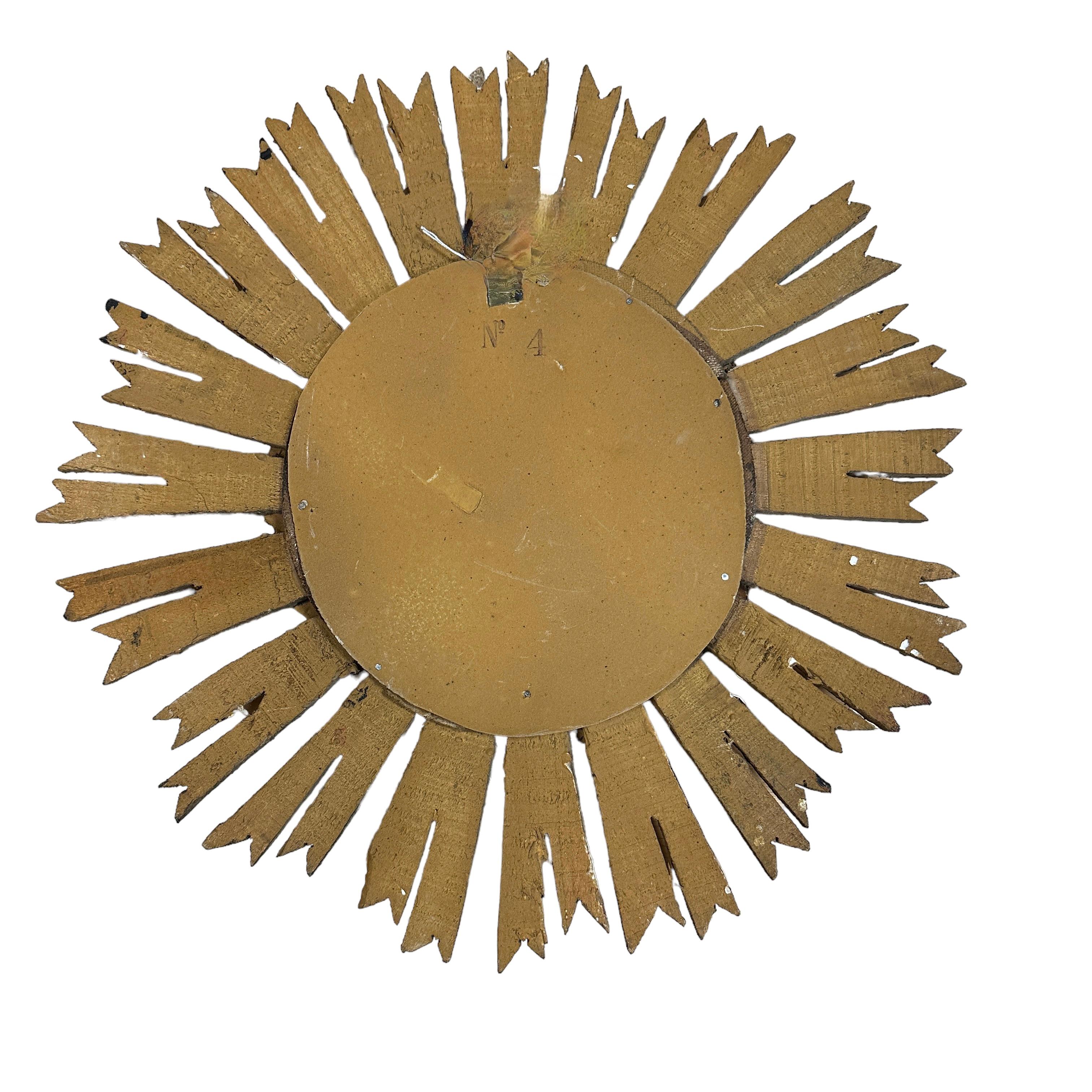 Magnifique miroir à étoiles en bois doré Italie, vers les années 1930 Bon état - En vente à Nuernberg, DE