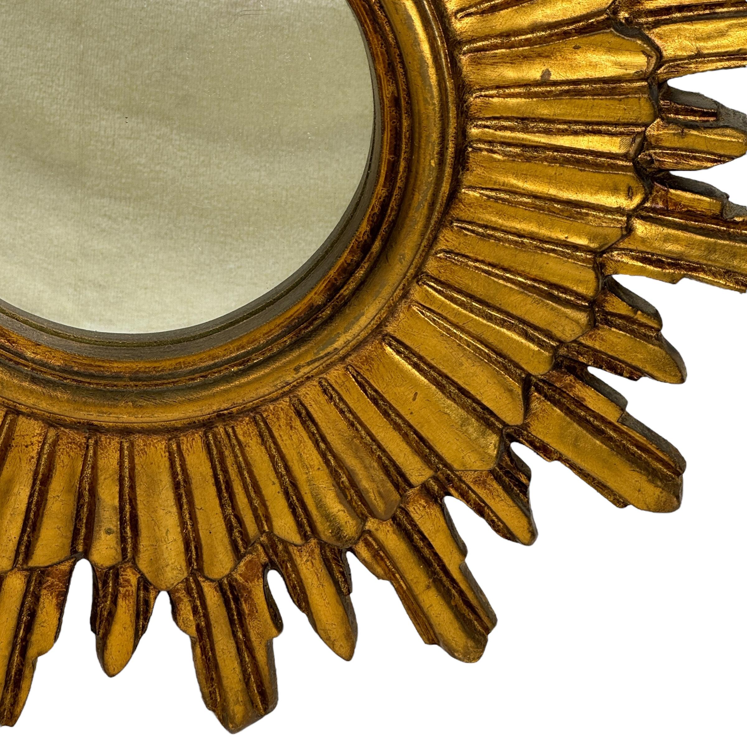 Schöne Starburst Sunburst vergoldetes Holz Spiegel Italien, circa 1950er Jahre (Mitte des 20. Jahrhunderts)