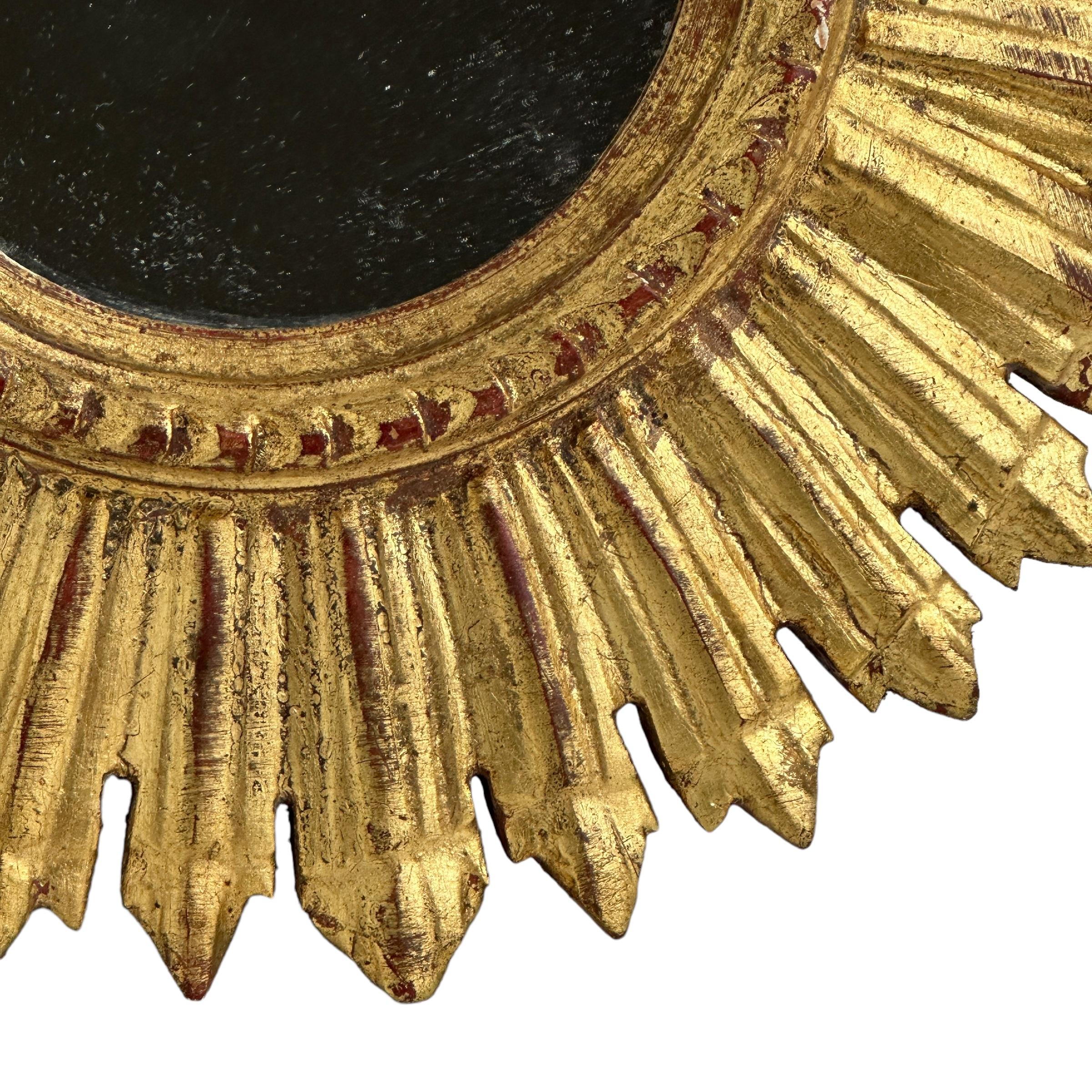 Beautiful Starburst Sunburst Gilded Wood Mirror Italy, circa 1960s In Good Condition For Sale In Nuernberg, DE