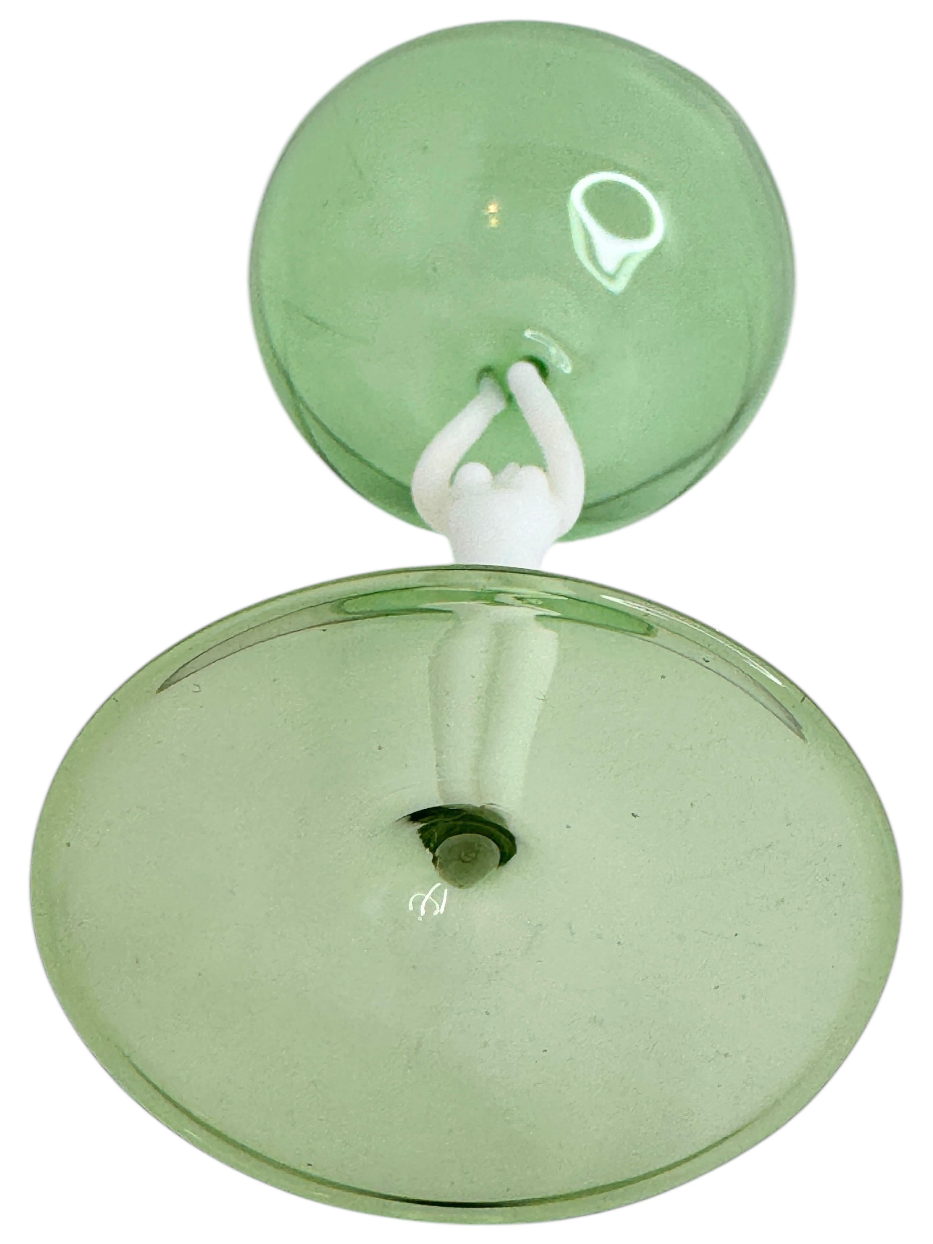 Preciosa copa de licor Stemware, tallo de dama desnuda, Bimini Art Vintage Austria en venta 9