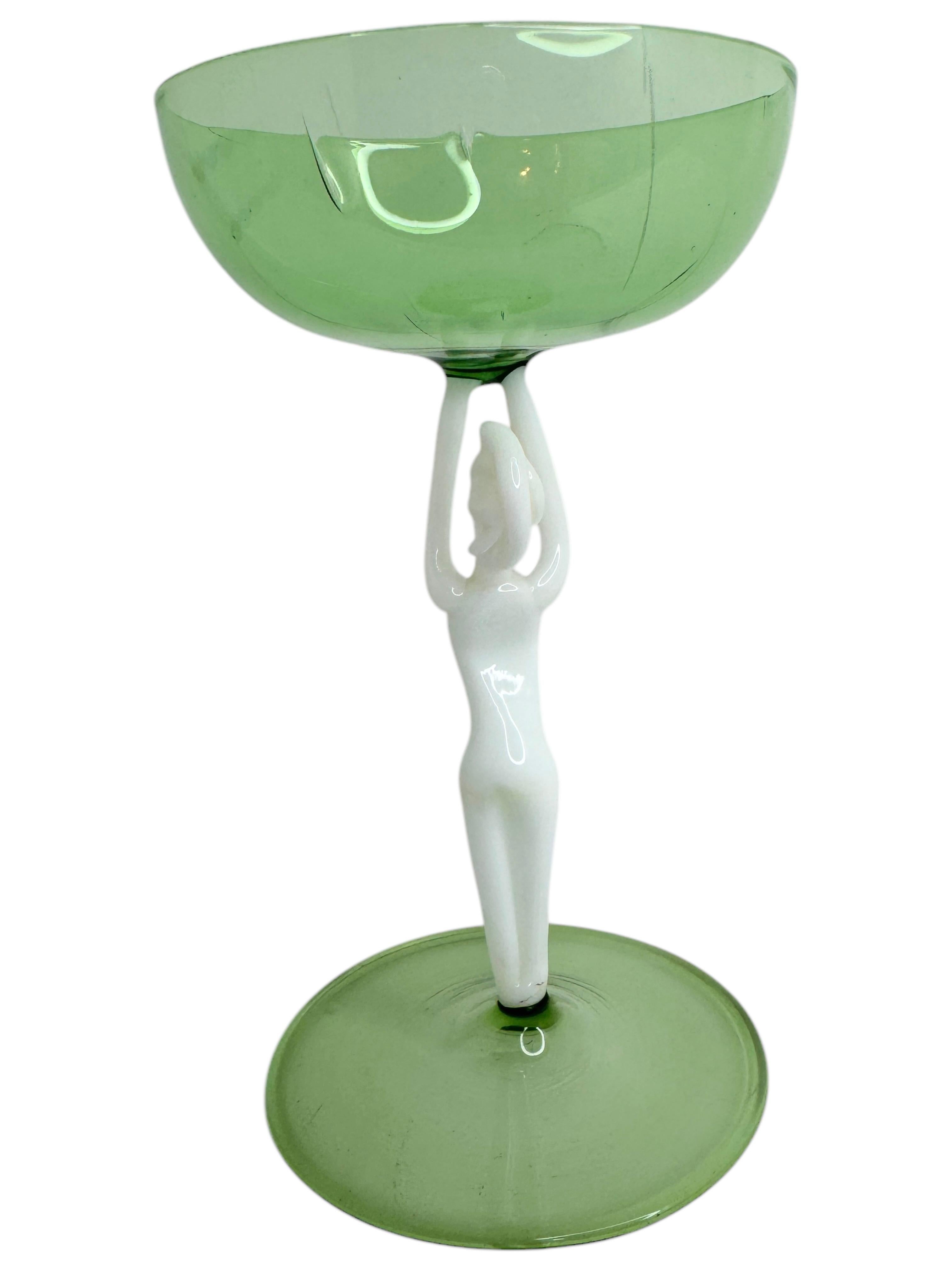 Art déco Verre à liqueur Beautiful Stemware, Nude Lady Stem, Bimini Art Vintage Austria en vente