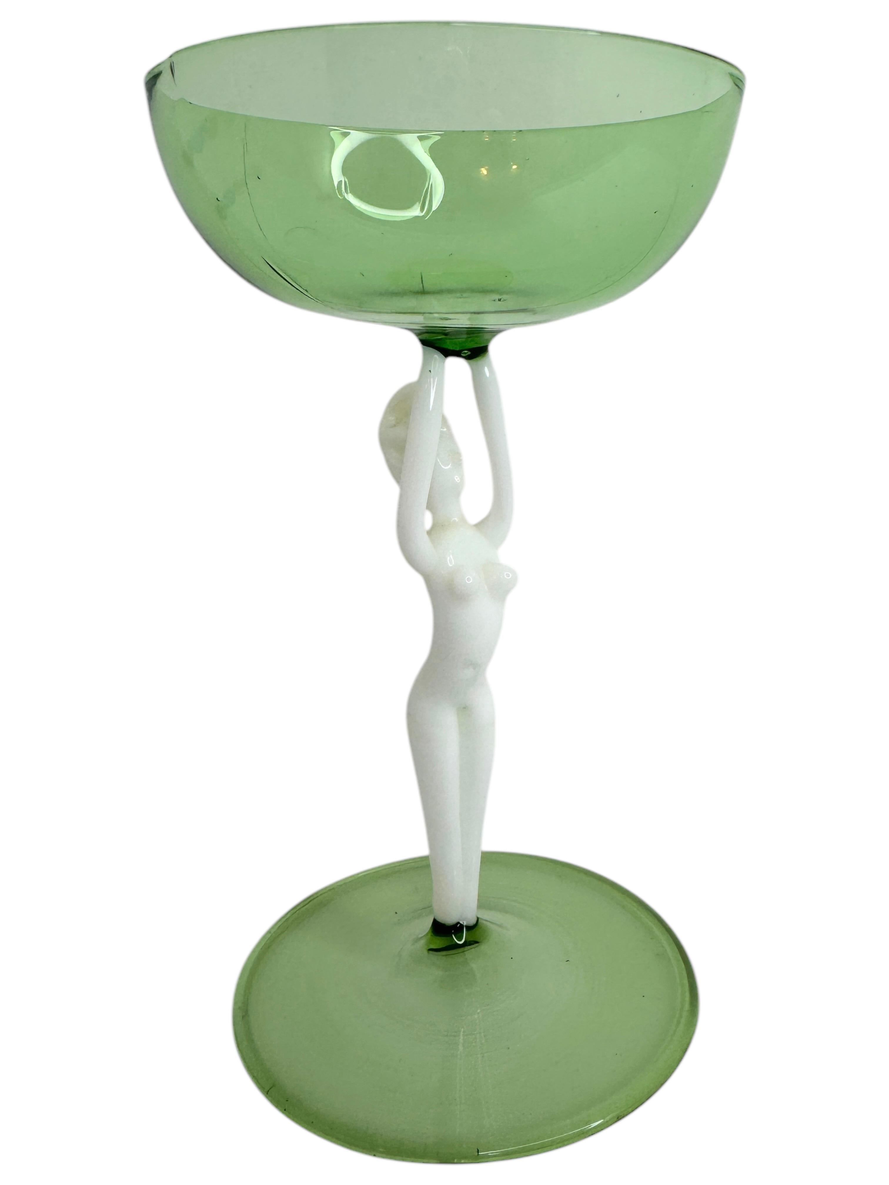 Fait main Verre à liqueur Beautiful Stemware, Nude Lady Stem, Bimini Art Vintage Austria en vente