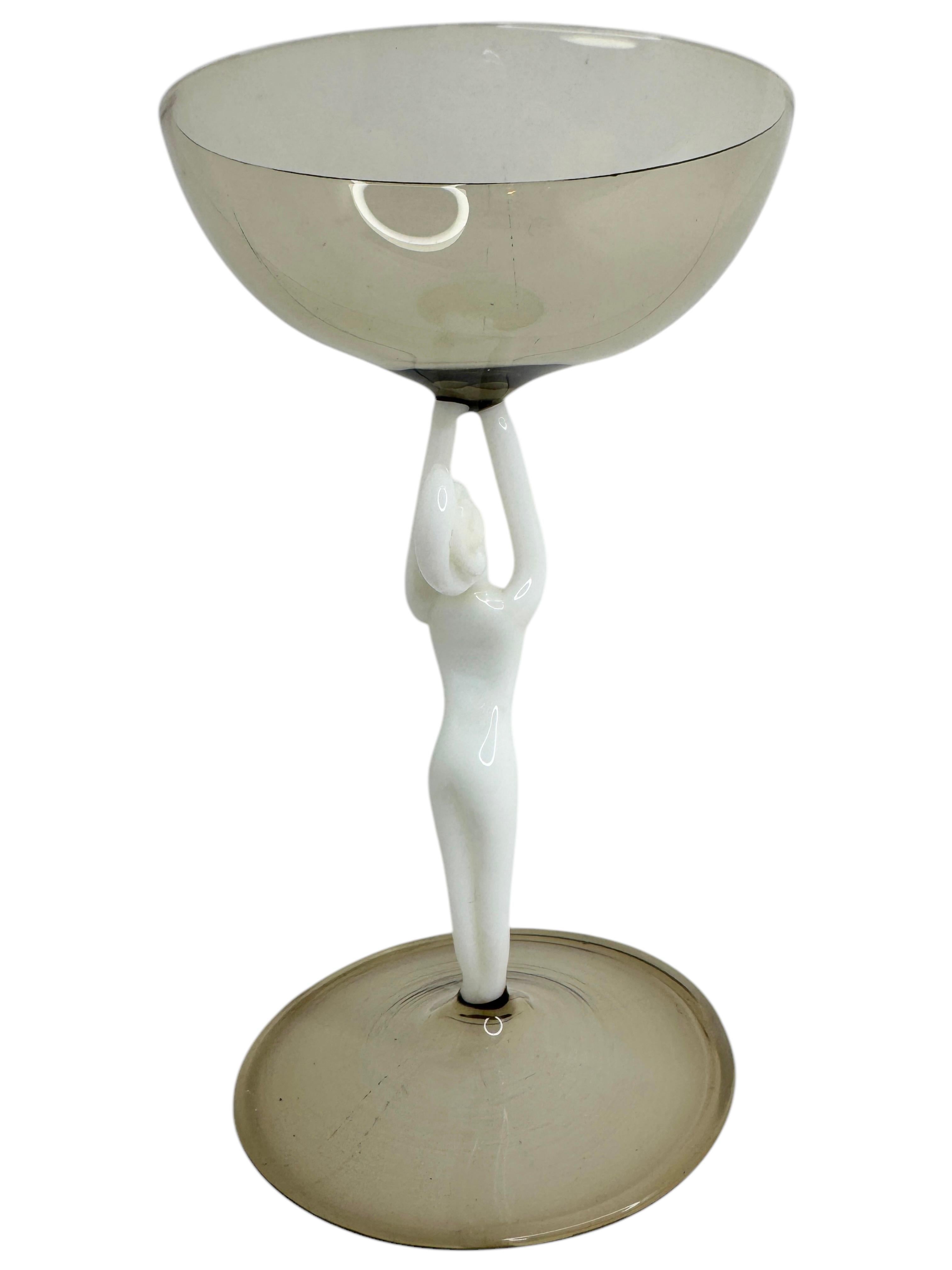 Fait main Verre à liqueur Beautiful Stemware, Nude Lady Stem, Bimini Art Vintage Austria en vente