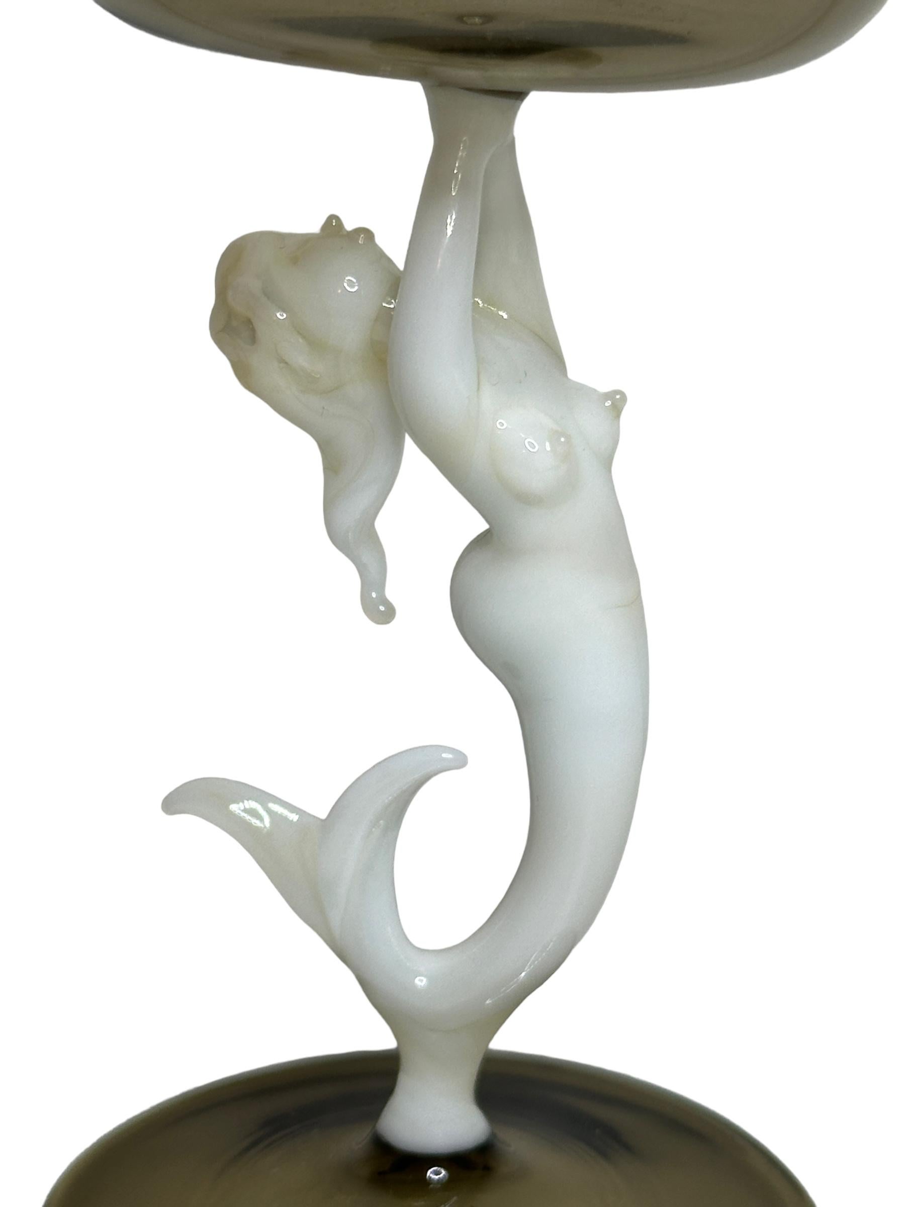 Schönes Stielglas Likörglas, Nackte Meerjungfrau Stem, Bimini Art Vintage Österreich (Frühes 20. Jahrhundert) im Angebot