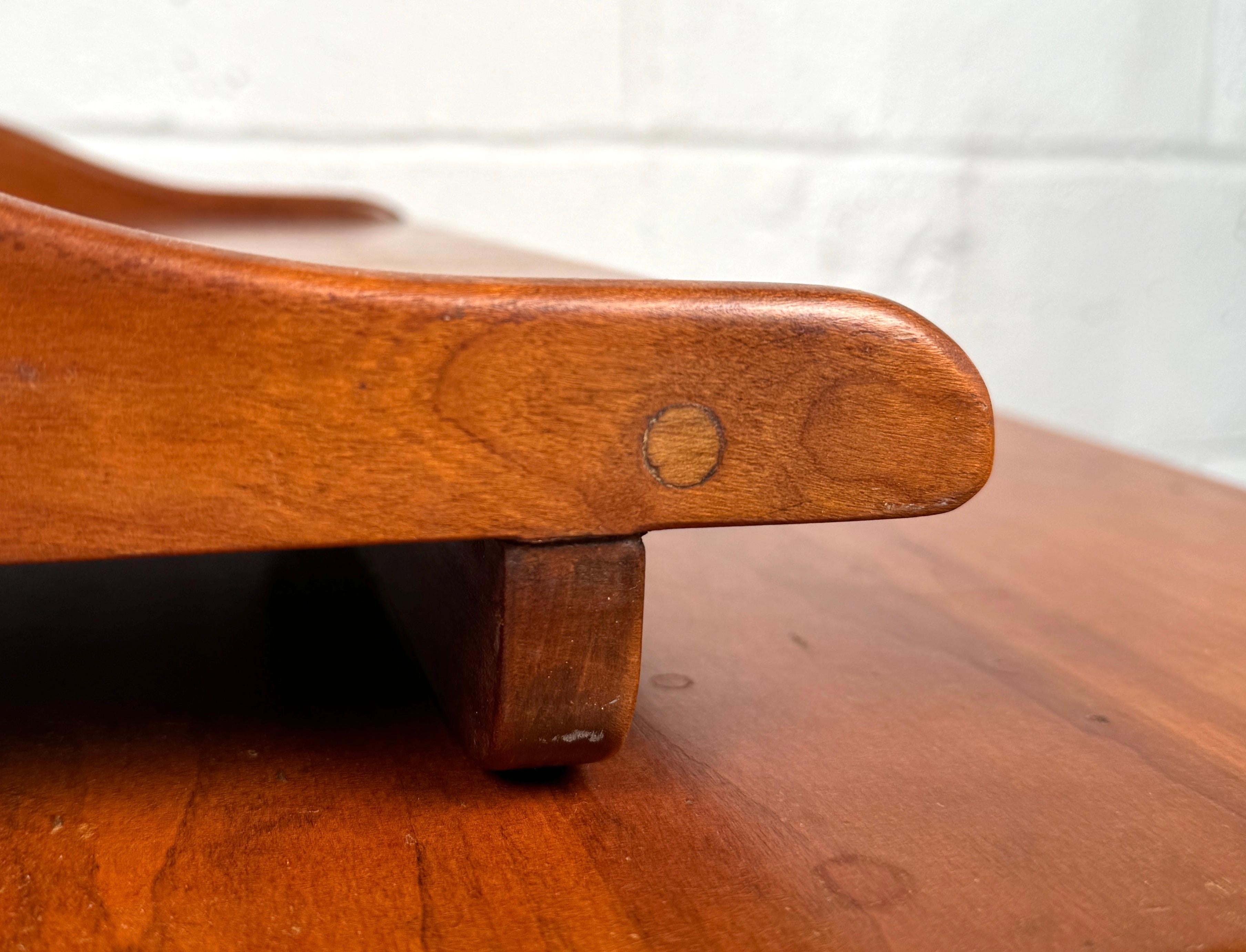 Beautiful Stickley Maple Draw Leaf Coffee Table For Sale 8