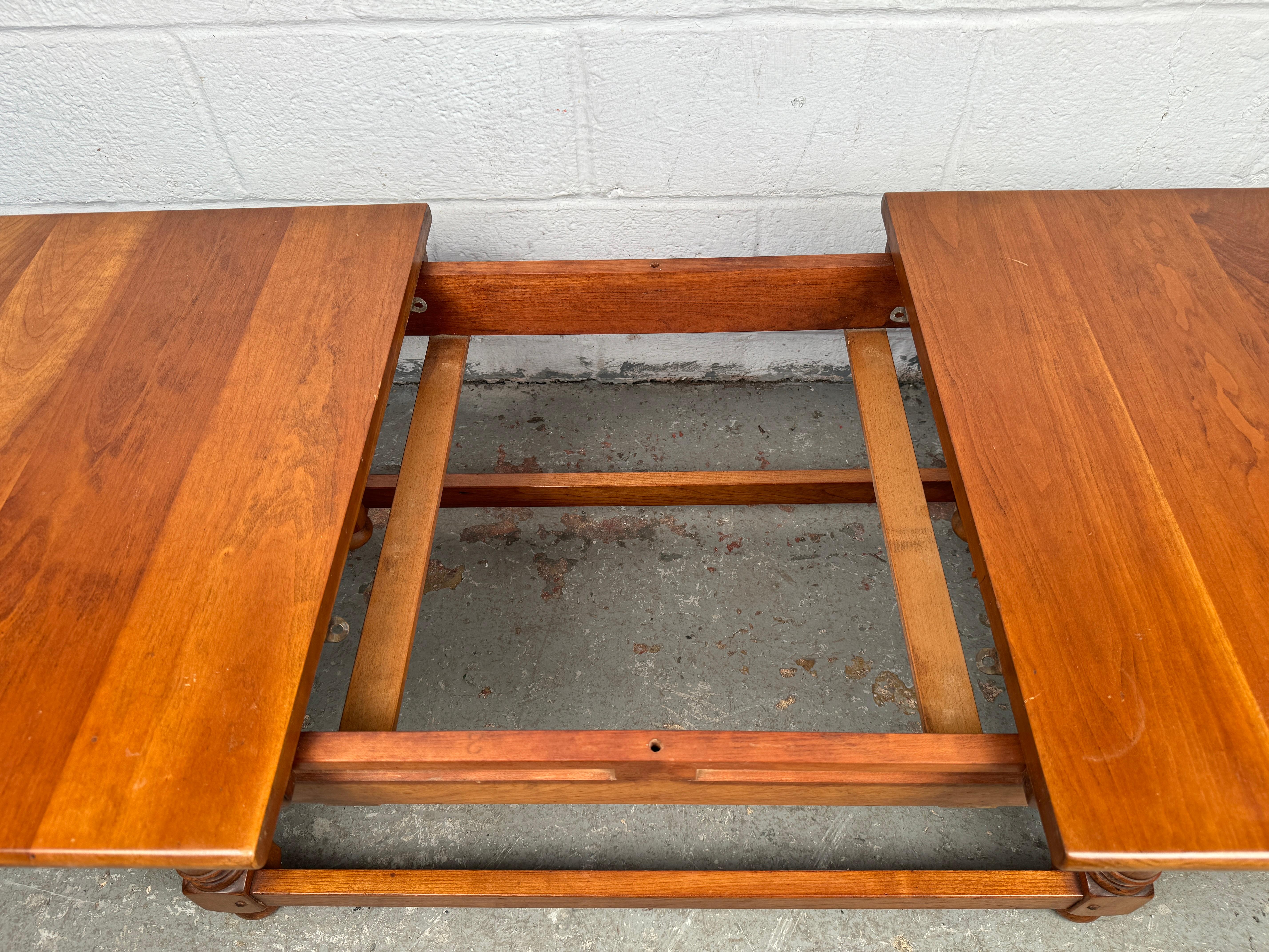 Beautiful Stickley Maple Draw Leaf Coffee Table For Sale 4