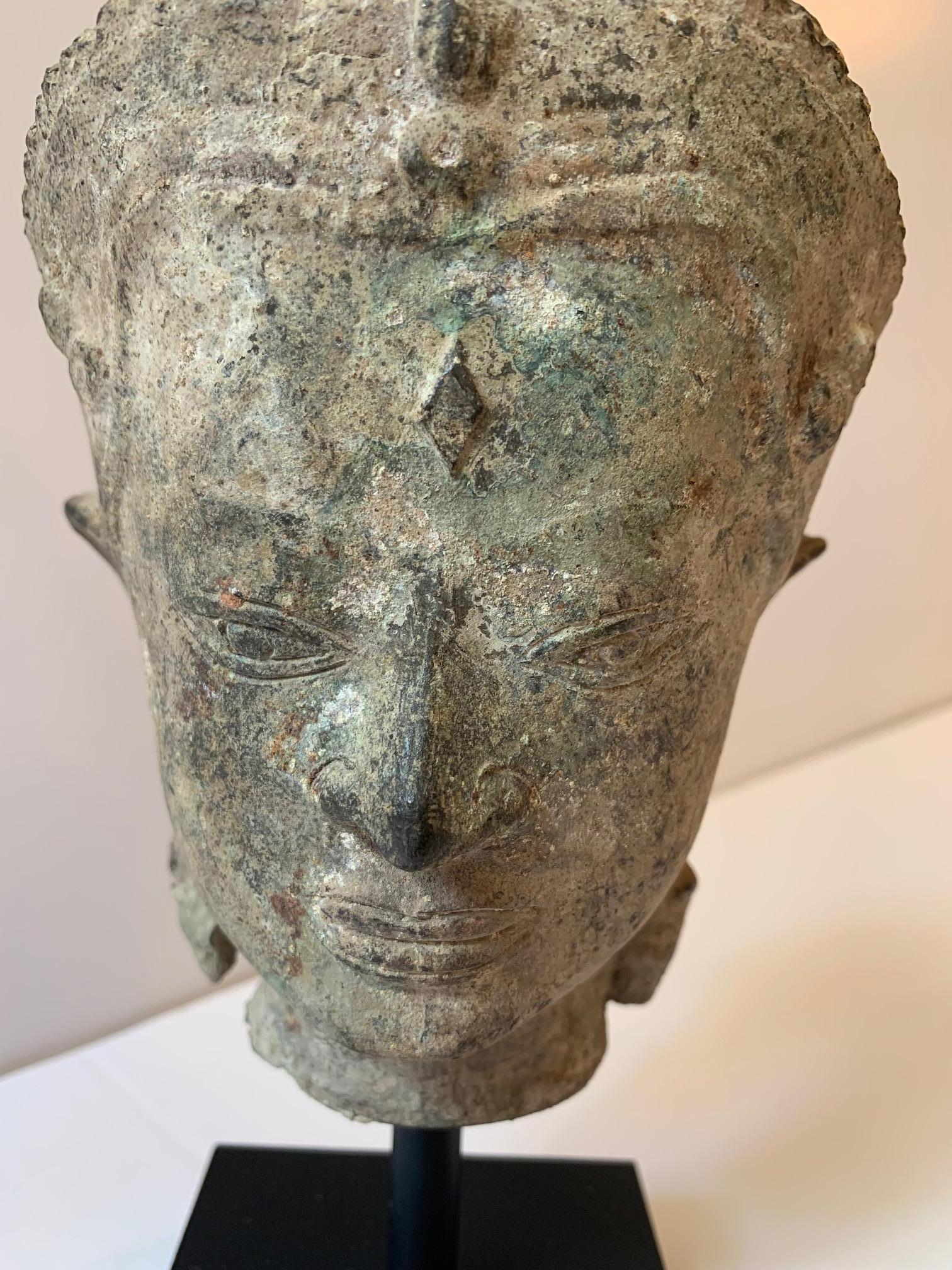 Beautiful Stone Head on Stand from Bangkok For Sale 1