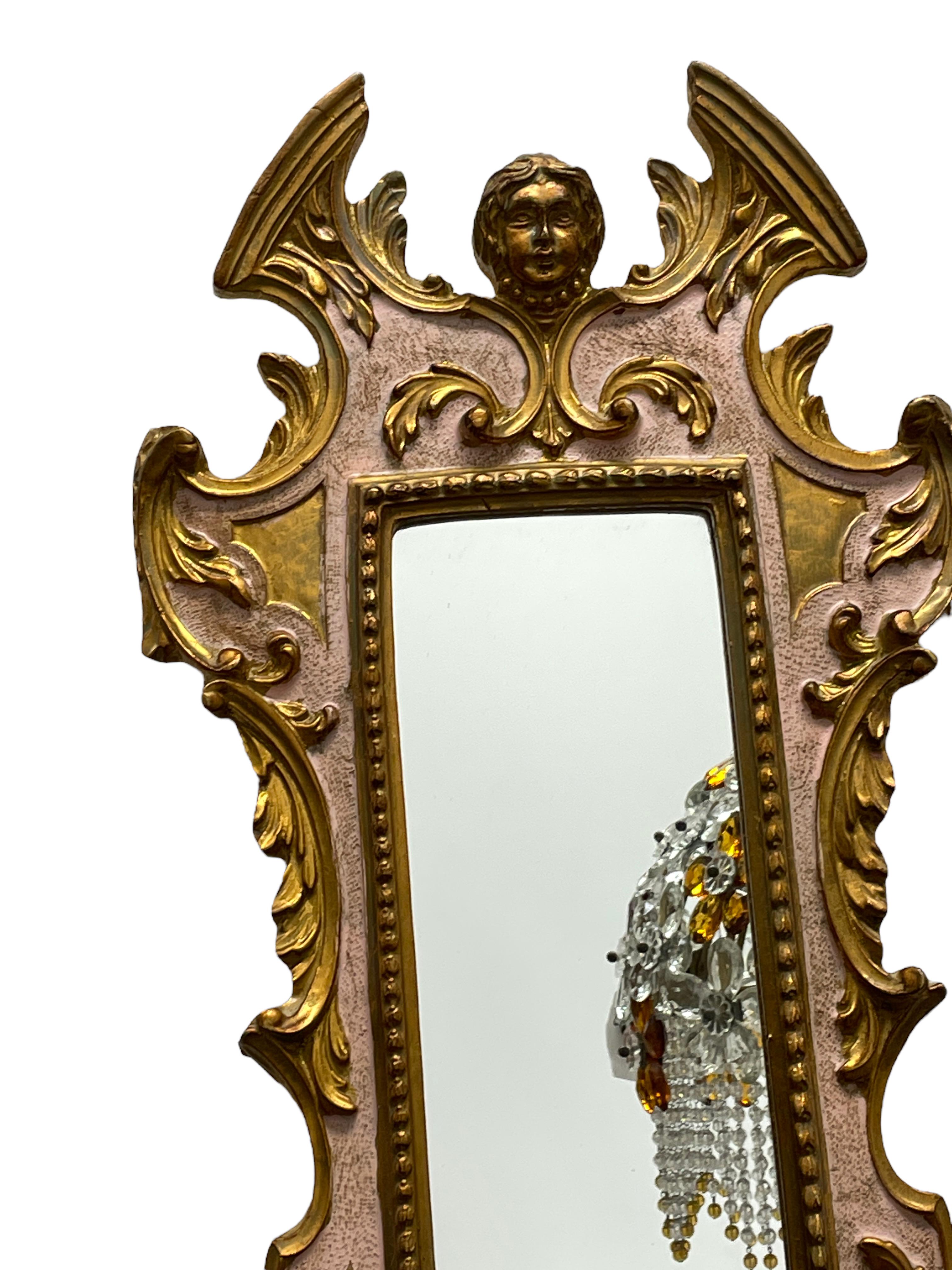 Precioso Espejo Ornamentado de Tole Toleware con Marco Dorado, Italia Antique 1900s en Bueno estado para la venta en Nuernberg, DE