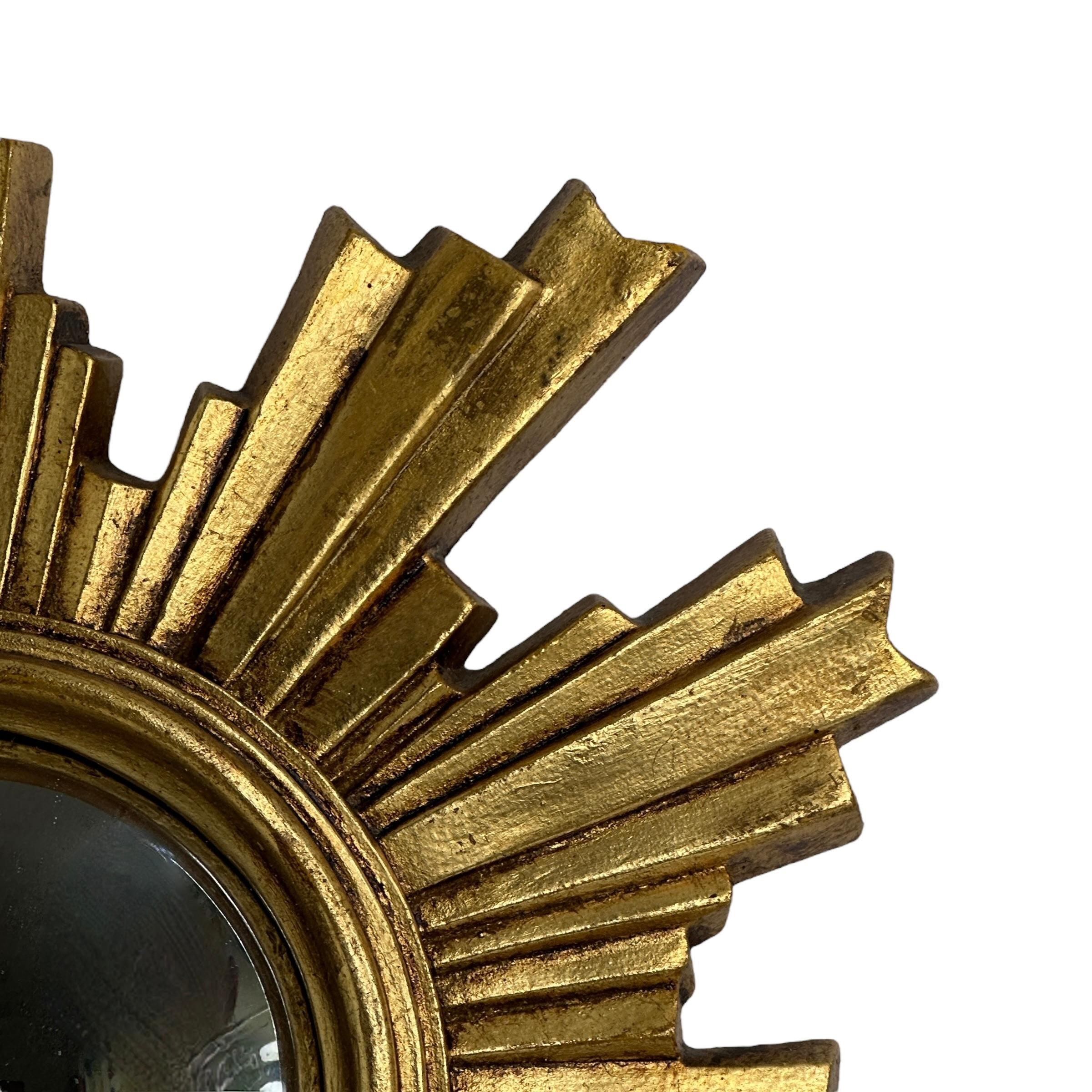 Beautiful Sunburst Starburst Convex Mirror Composition, German, circa 1960s In Good Condition For Sale In Nuernberg, DE