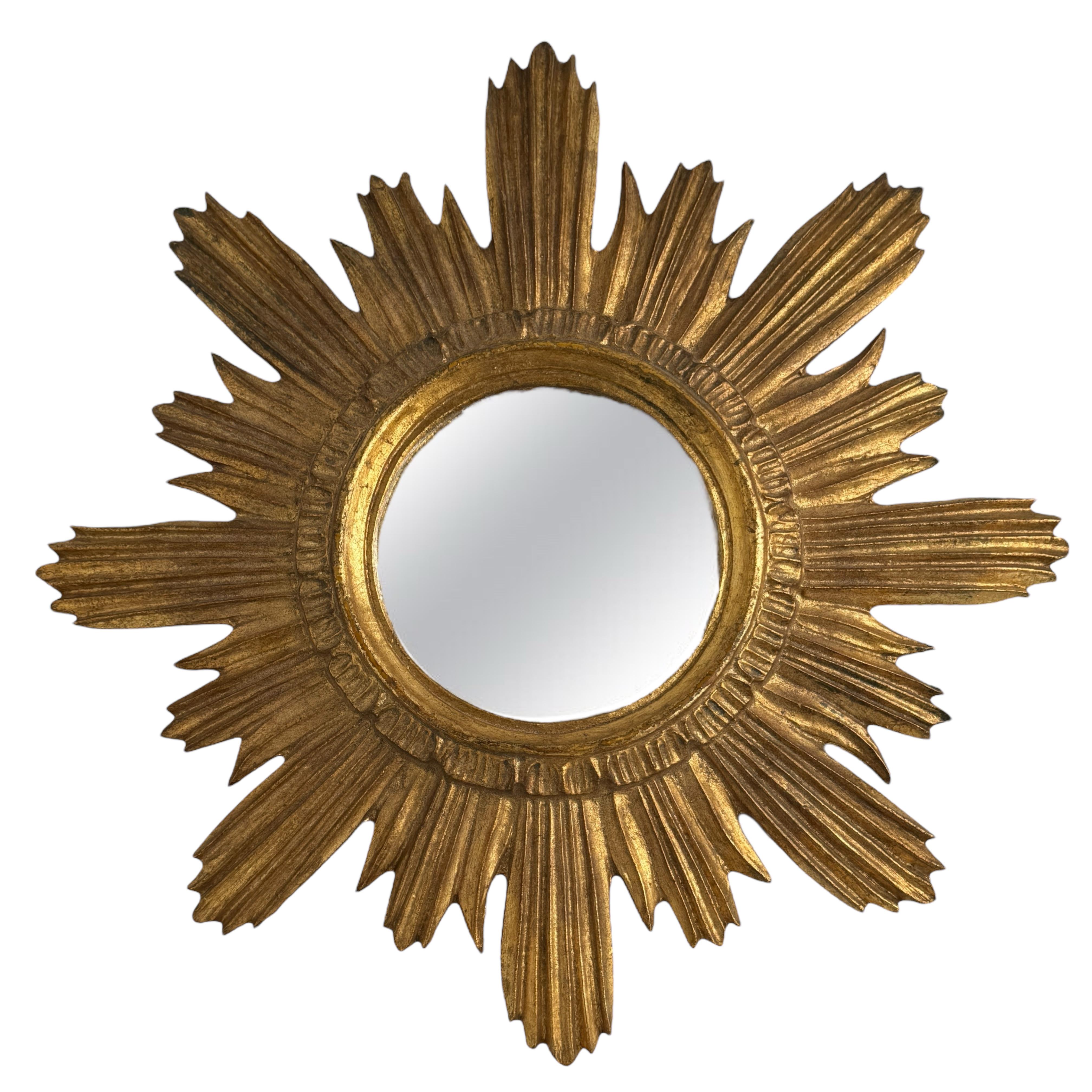 Magnifique miroir en forme d'étoile dorée Wood Stucco, Italie, vers les années 1960 en vente 3