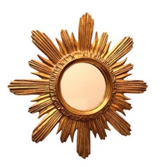 Magnifique miroir en forme d'étoile dorée Wood Stucco, Italie, vers les années 1960