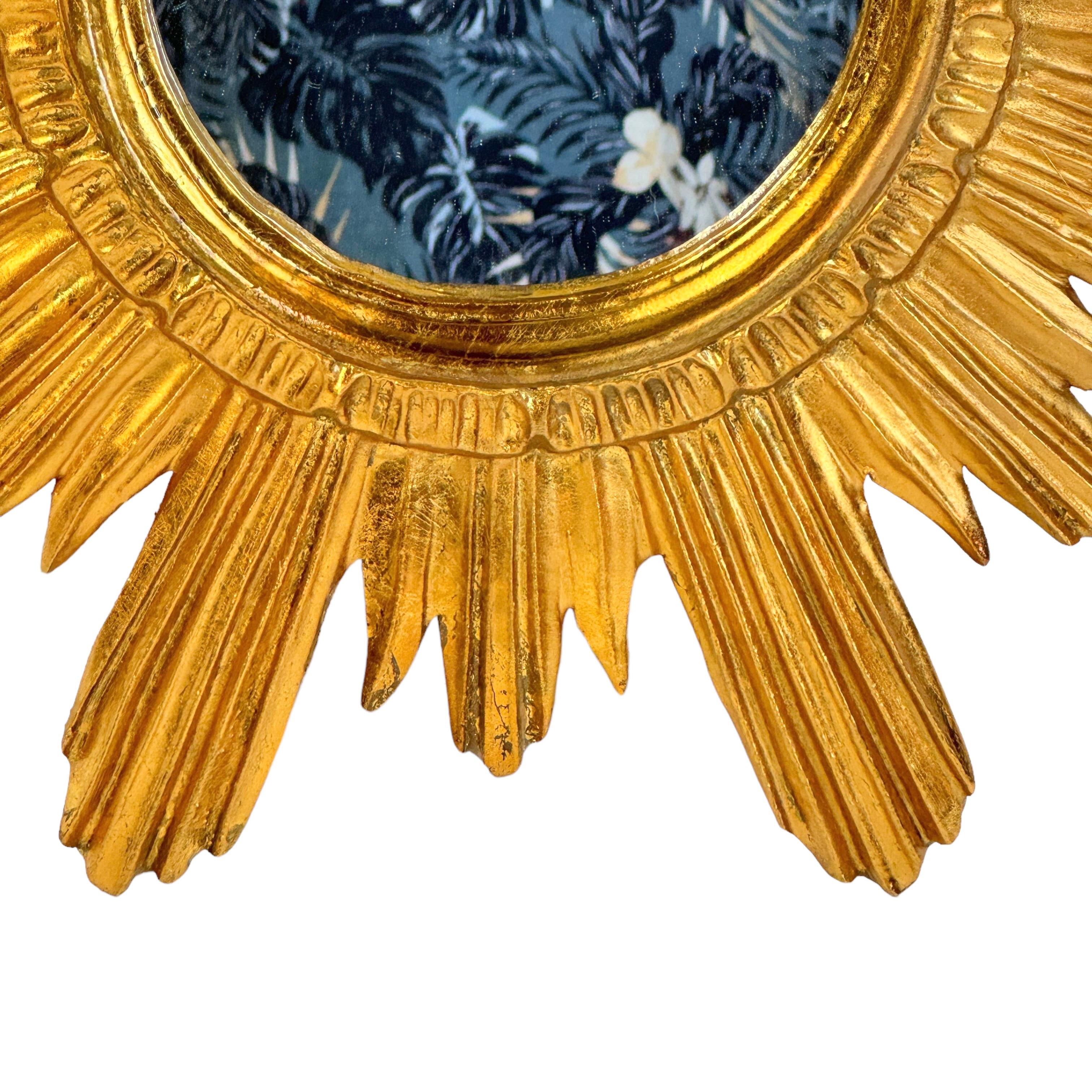 Schöner Sunburst-Starburst-Spiegel Vergoldetes Holz Stuck, Italien, um 1960er Jahre (Mitte des 20. Jahrhunderts)
