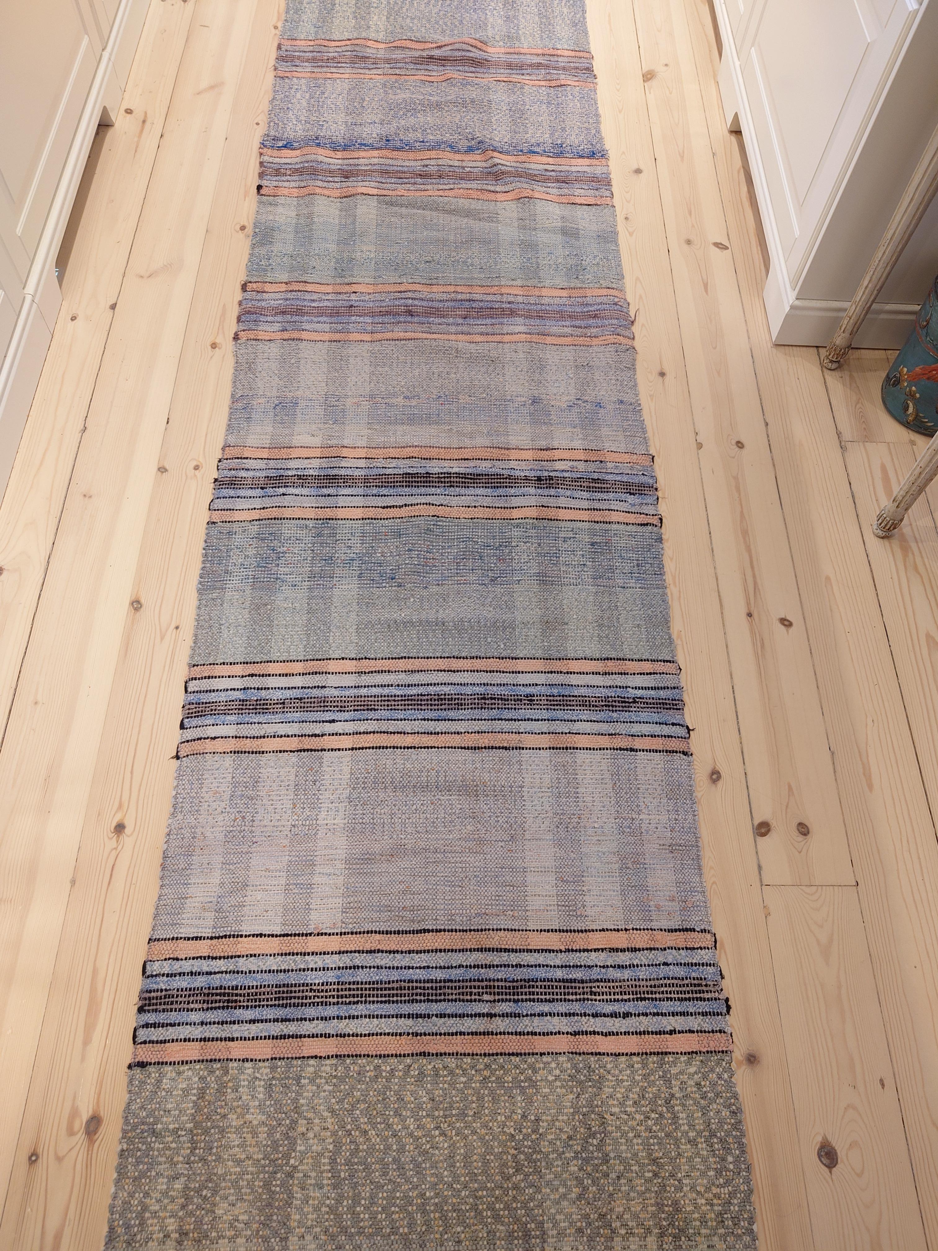 Beautiful Swedish Rag rug country hand woven For Sale 3