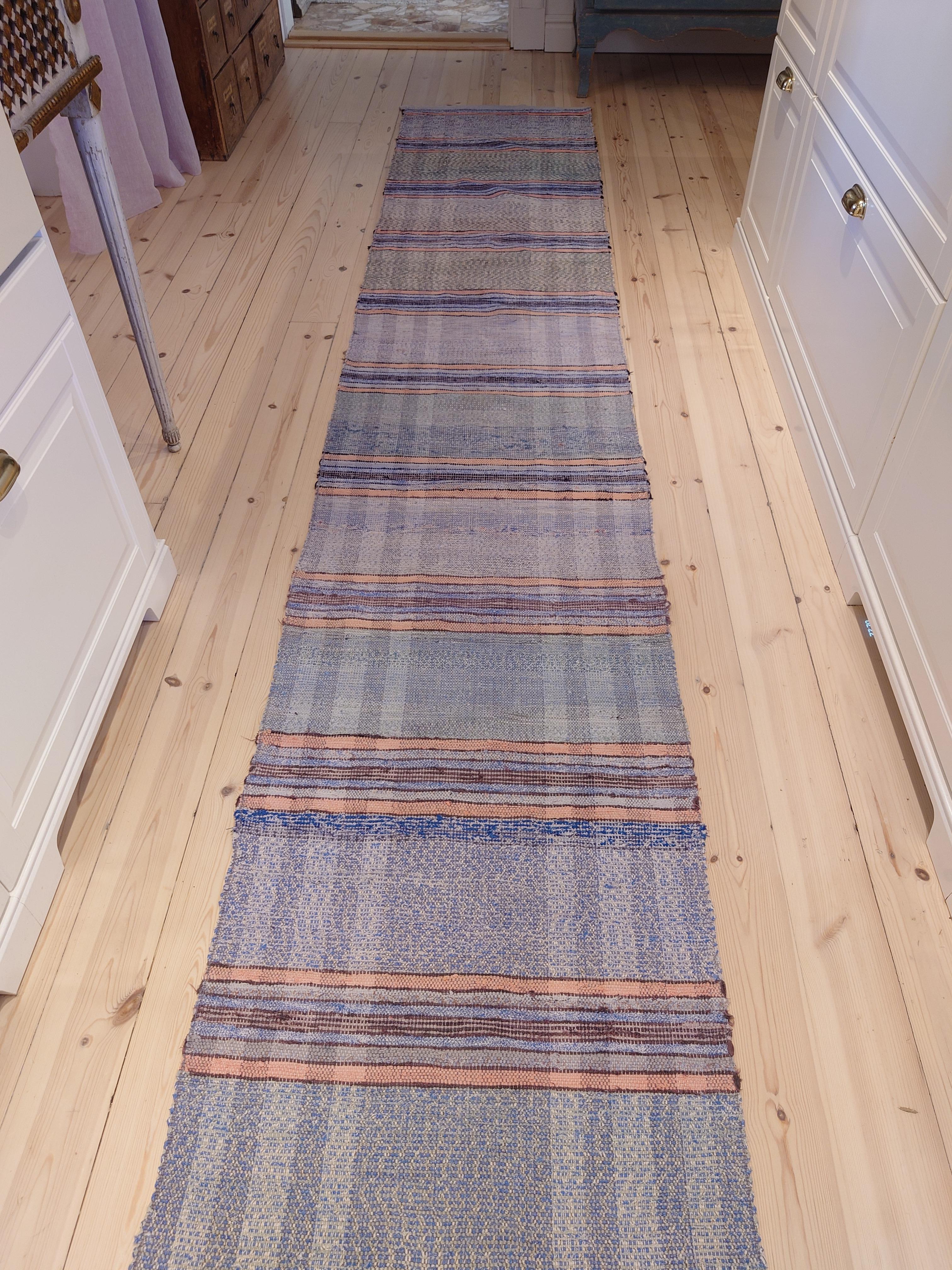 Beautiful Swedish Rag rug country hand woven For Sale 4
