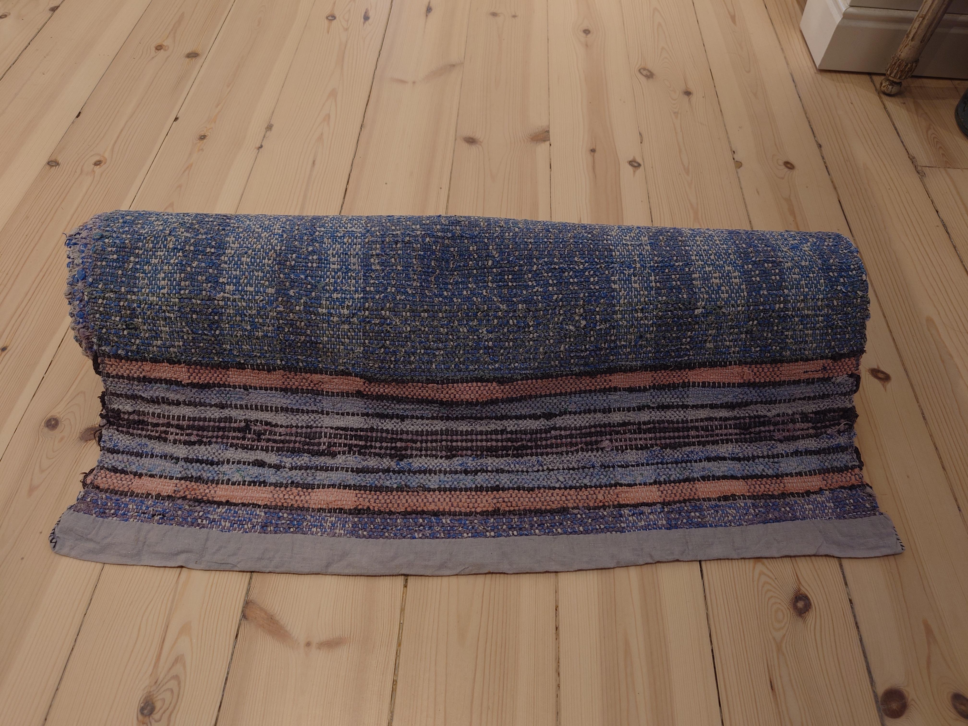 Beautiful Swedish Rag rug country hand woven For Sale 7