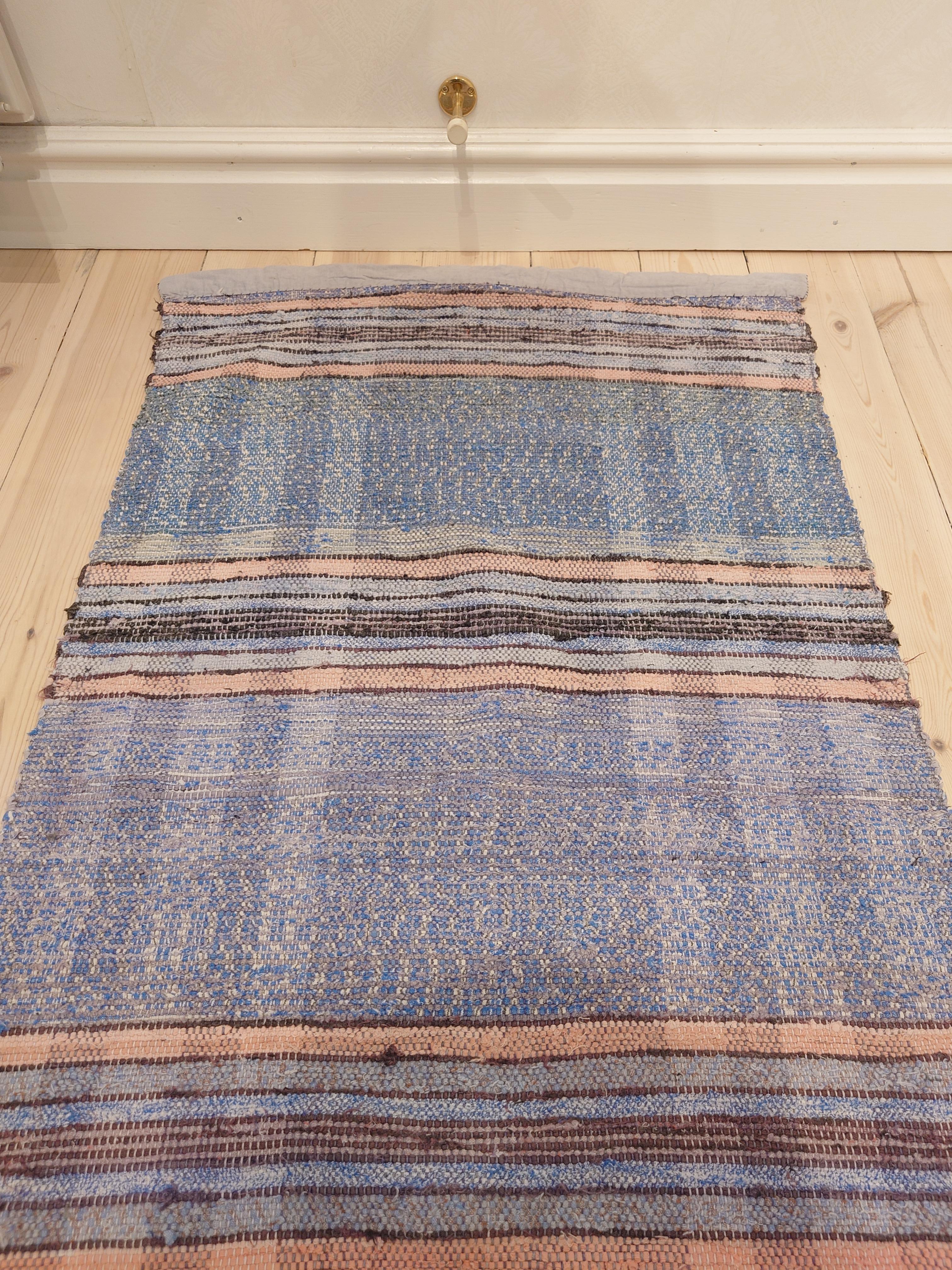 Beautiful Swedish Rag rug country hand woven For Sale 1