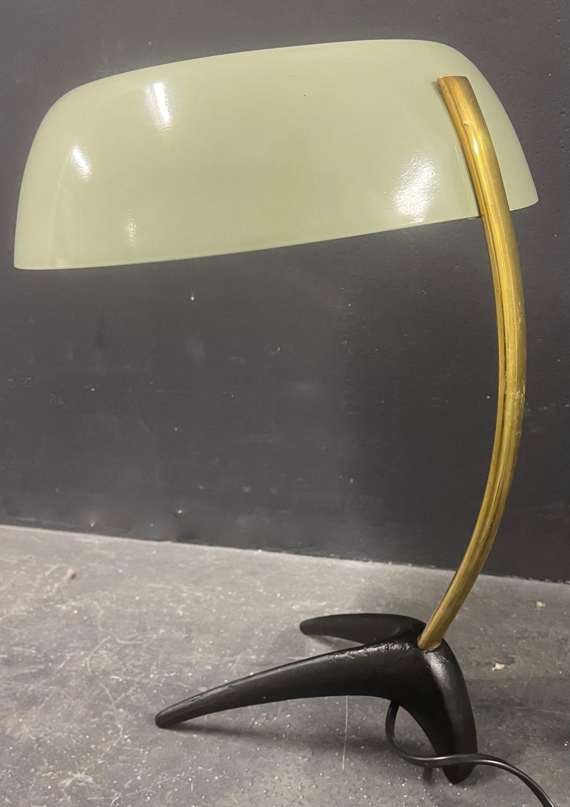 The beautiful table lamp in the manner of Carl Auböck en vente 7