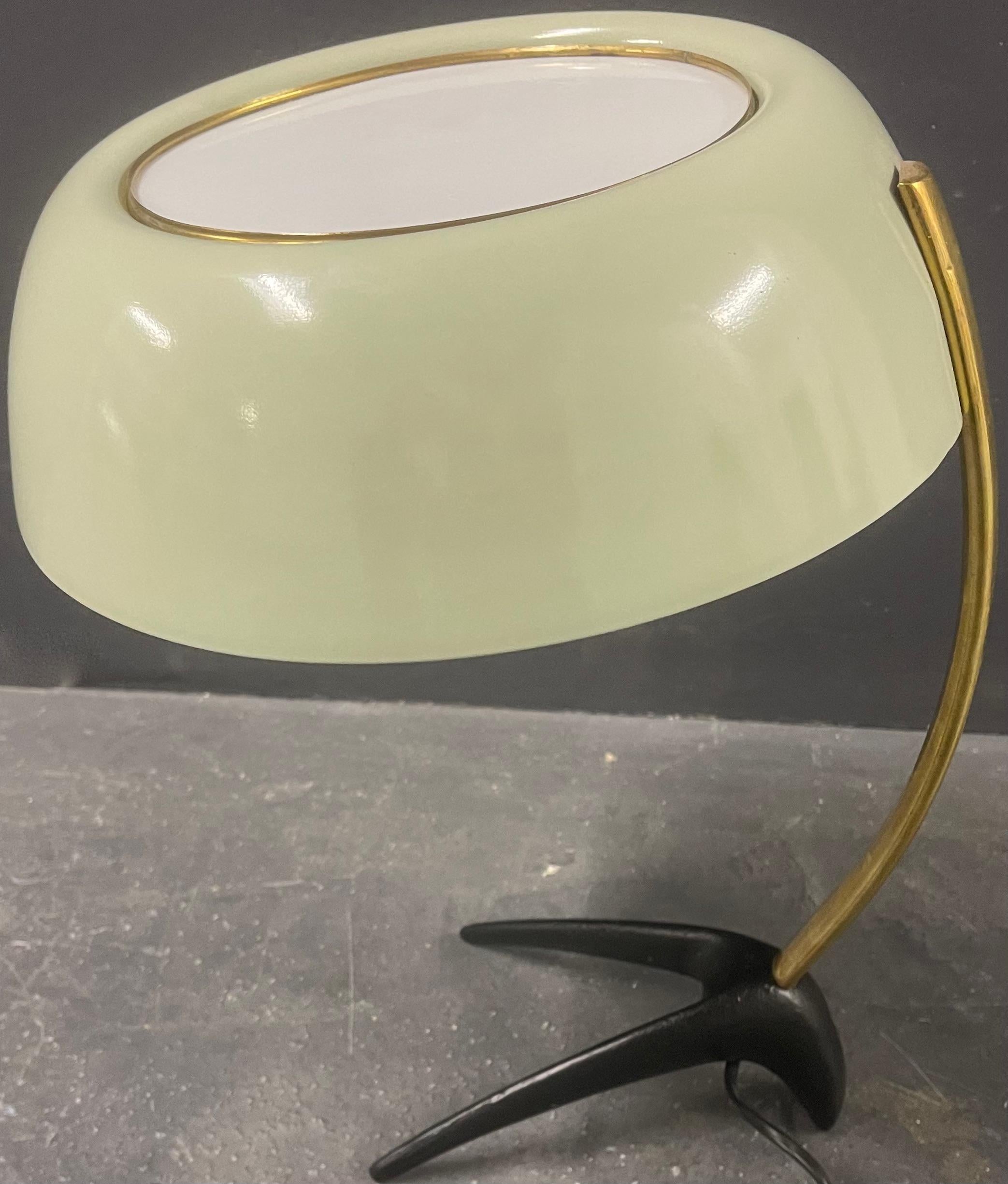 The beautiful table lamp in the manner of Carl Auböck Bon état - En vente à Munich, DE