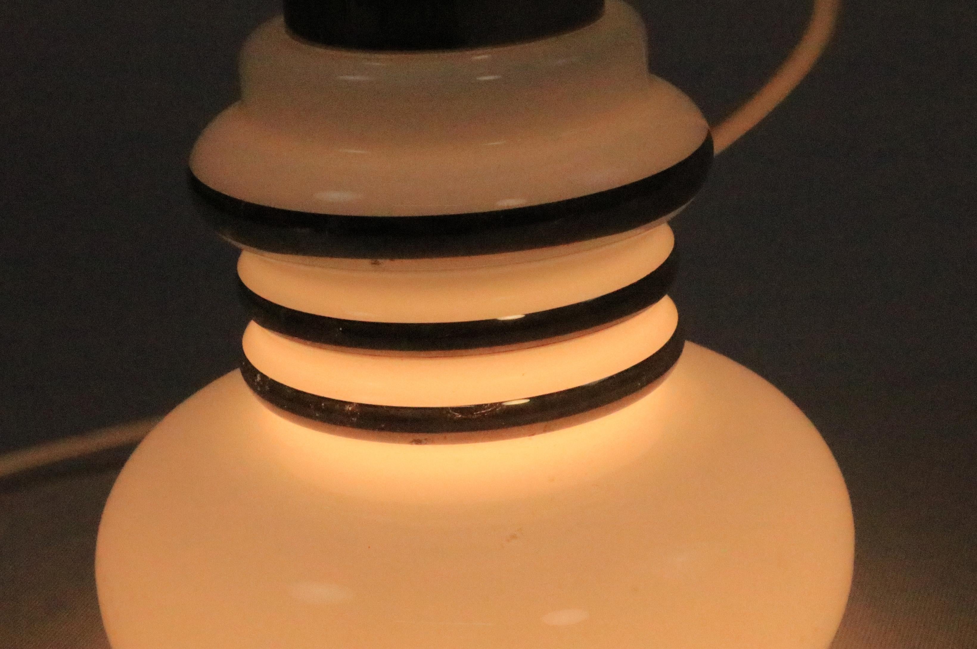 Beautiful Table Lamp, Murano Glass, White, Original 1970s For Sale 3