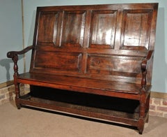 Beautiful Tall and Narrow 17th Century Oak Settle Bench, circa 1680