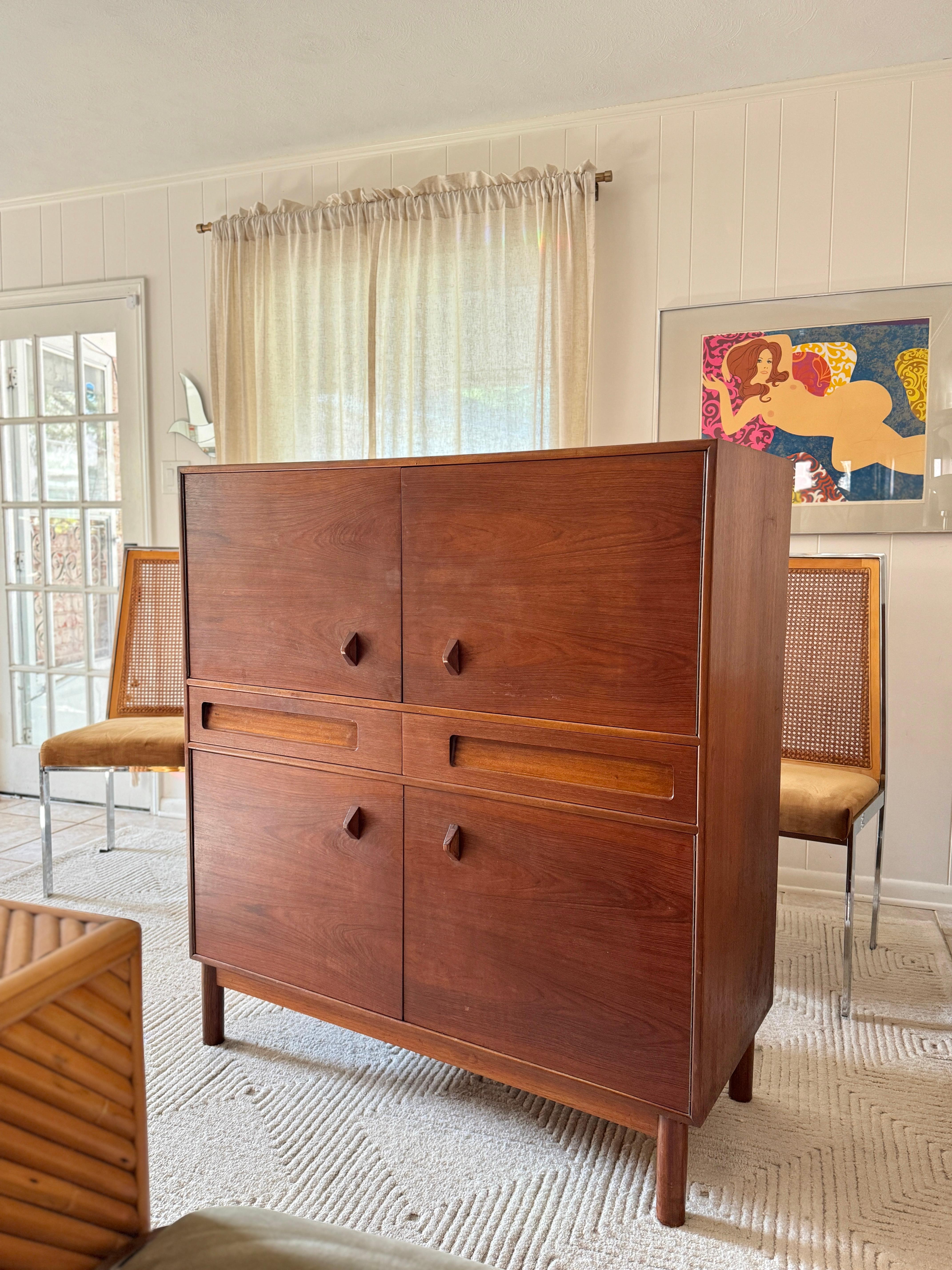 Beautiful tall sideboard designed by Tom Robertson for A.H. McIntosh in Scotland For Sale 3