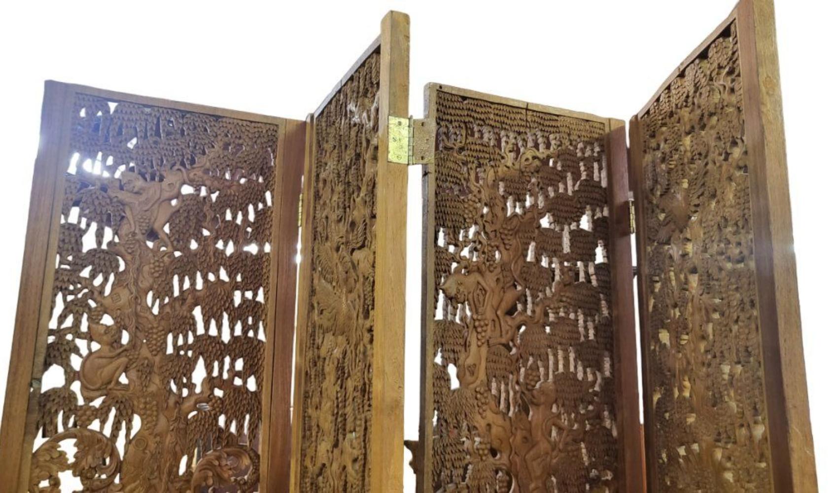 Beautiful Tall Thai Dividers with Heavy Wood Carving For Sale 2