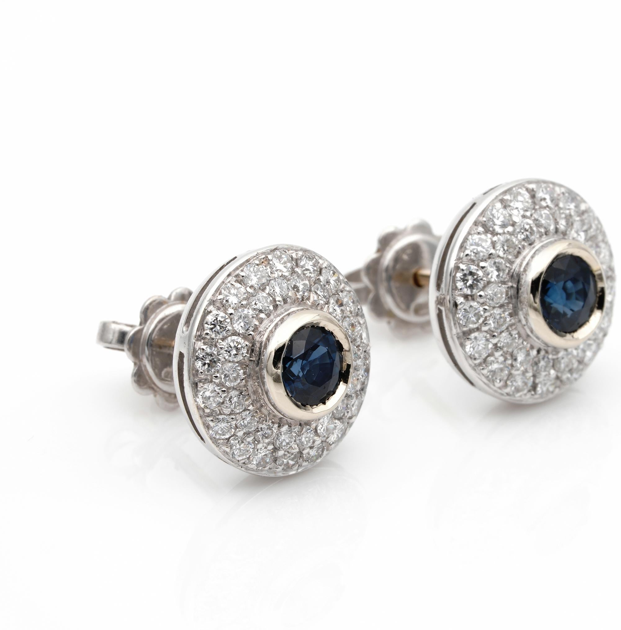 Contemporary Beautiful Target Design 1.10 Ct Natural Sapphire 1.20 Ct G VVS Diamond Earrings For Sale