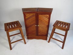 Beautiful Teak Expanding Bar with Two Bar Stools