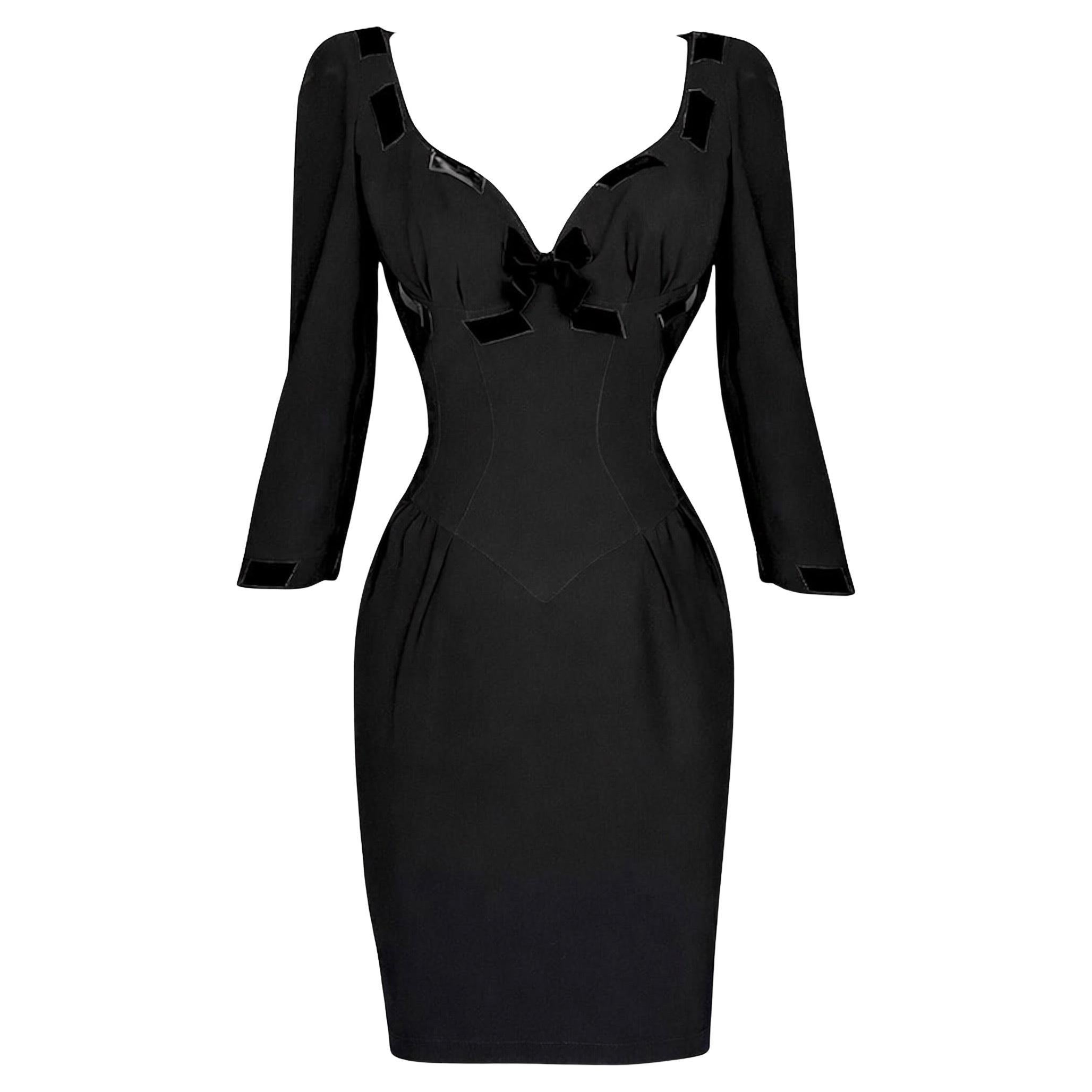 Beautiful Thierry Mugler Sculptural Black Dress FW1993 Velvet Details