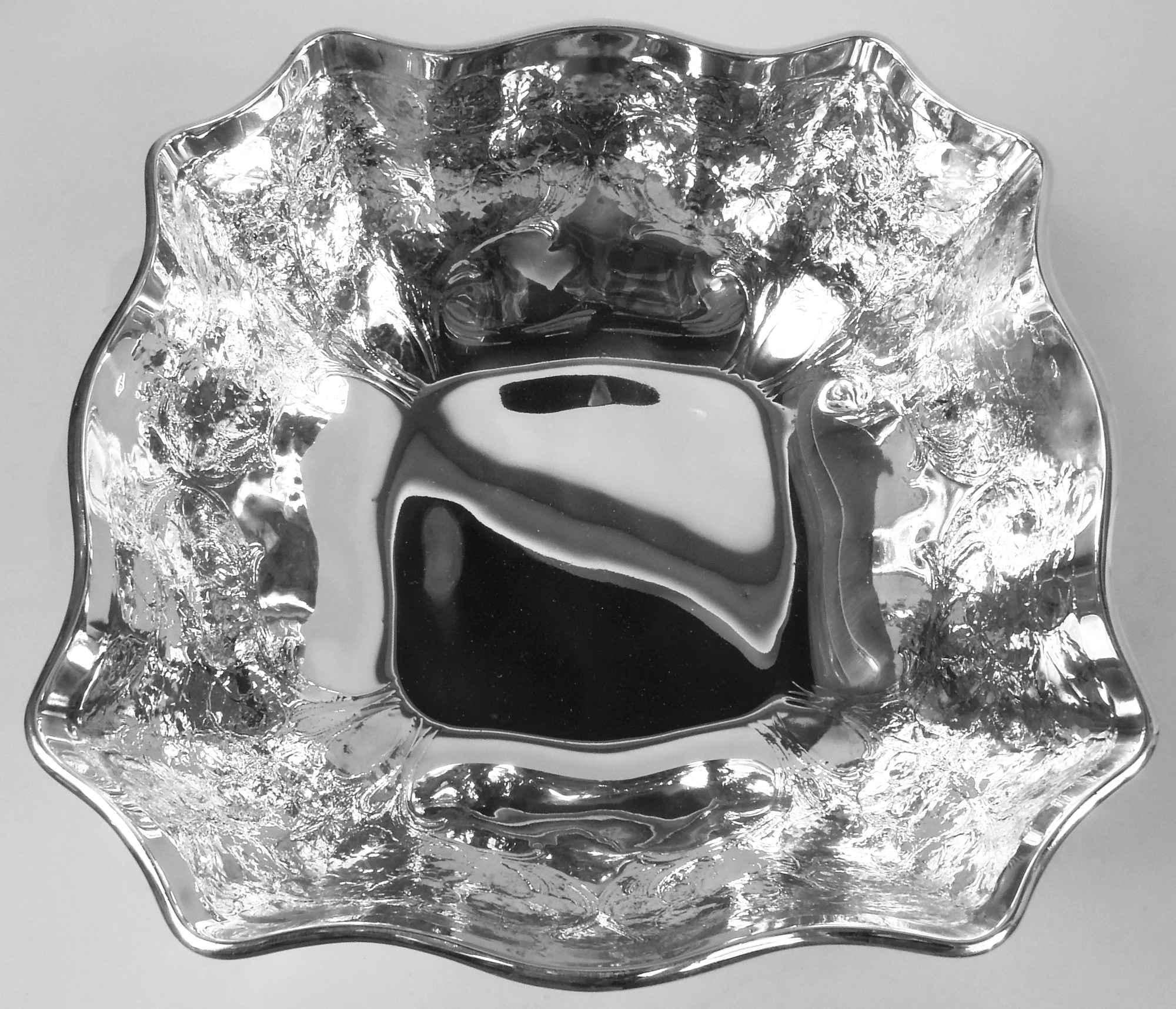 20th Century Beautiful Tiffany Edwardian Art Nouveau Sterling Silver Bowl For Sale