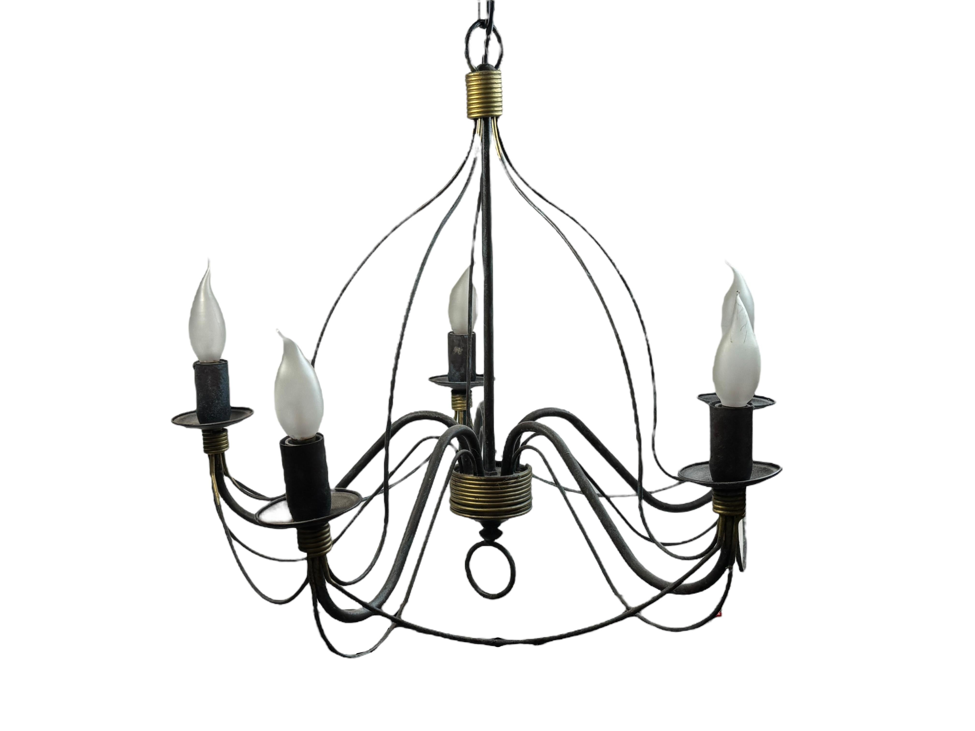 Beautiful Tole Classic Chandelier Weathered Verdigris and Gilded Metal Vintage In Good Condition For Sale In Nuernberg, DE
