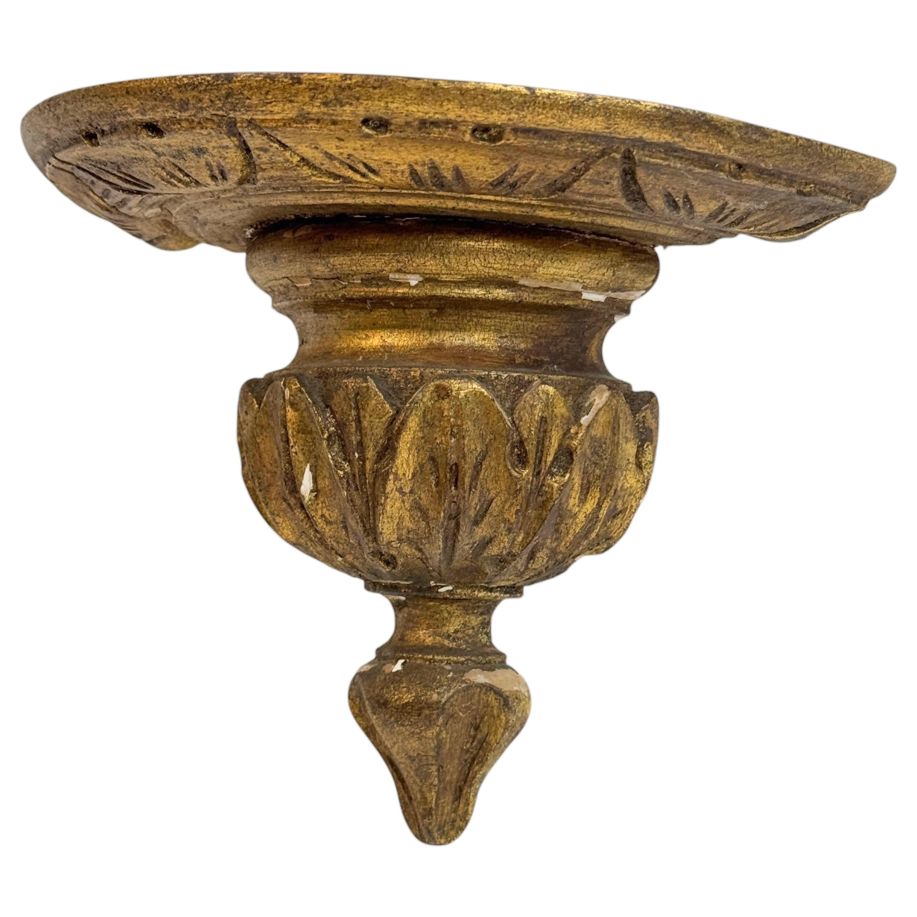 Preciosa consola de pared dorada de Tole Toleware Alemania 1890s Dorado en venta