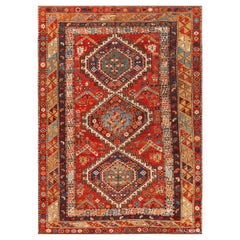 Magnifique tapis Shirvan caucasien rustique et tribal, d'antiquités, de 4' x 5'6"
