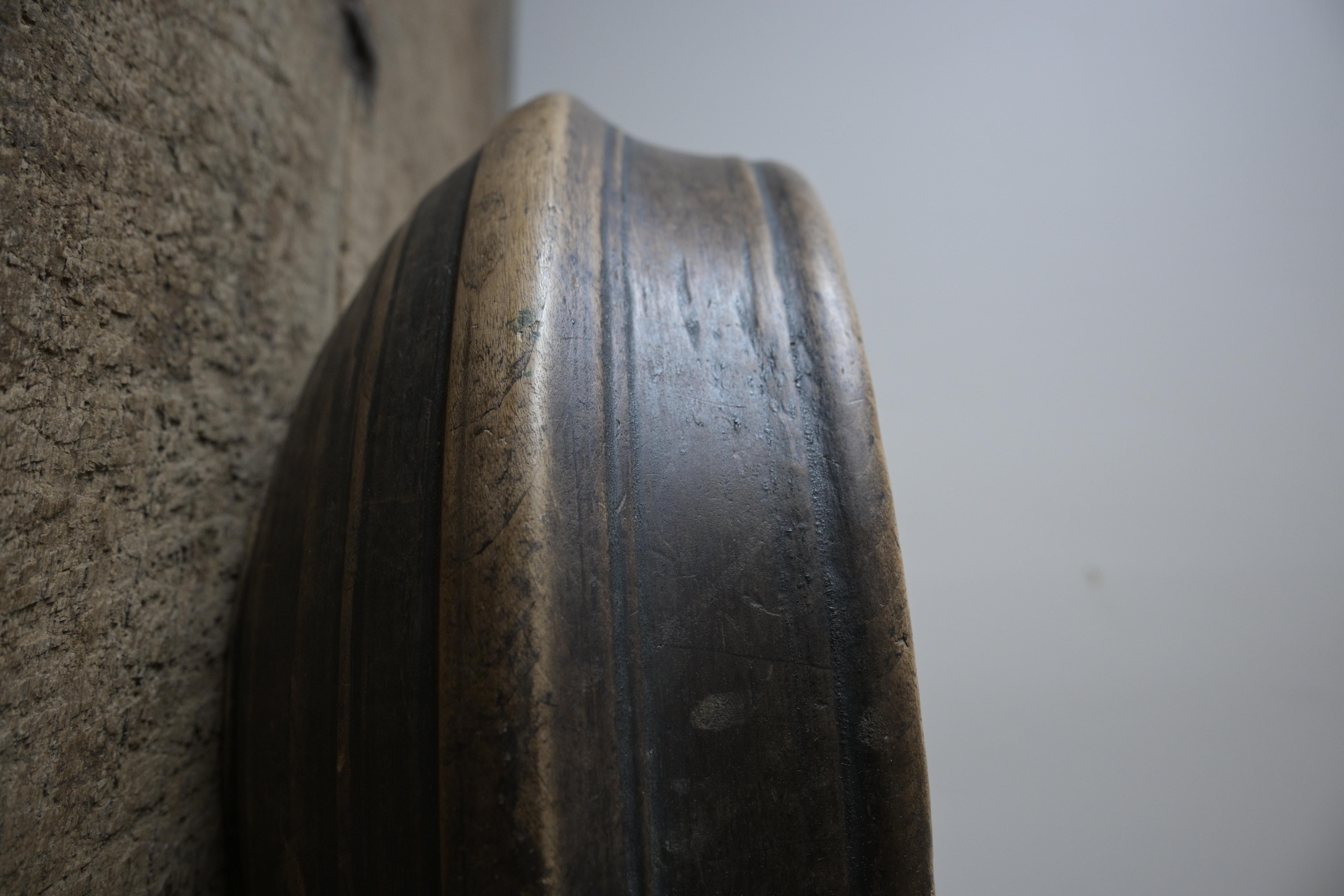 Precioso cuenco de madera de abedul torneada de Bohuslän, Suecia, hacia 1750 en venta 1