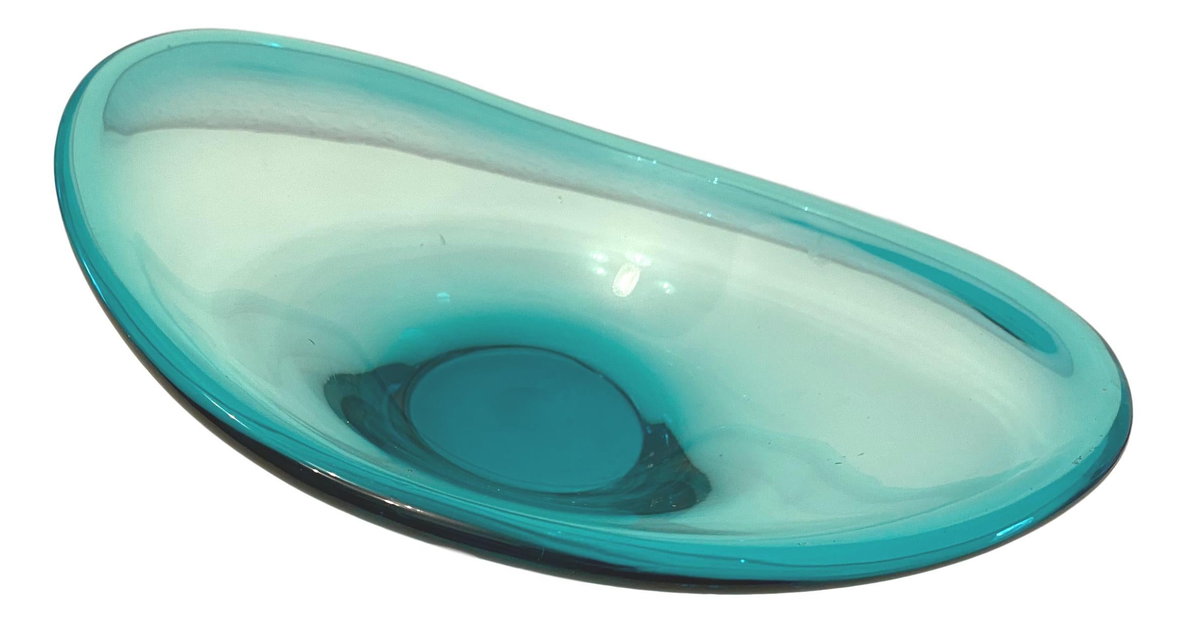 Beautiful Turquoise Color Art Glass Sommerso Bowl Vintage, Murano, Italy, 1980s In Good Condition In Nuernberg, DE