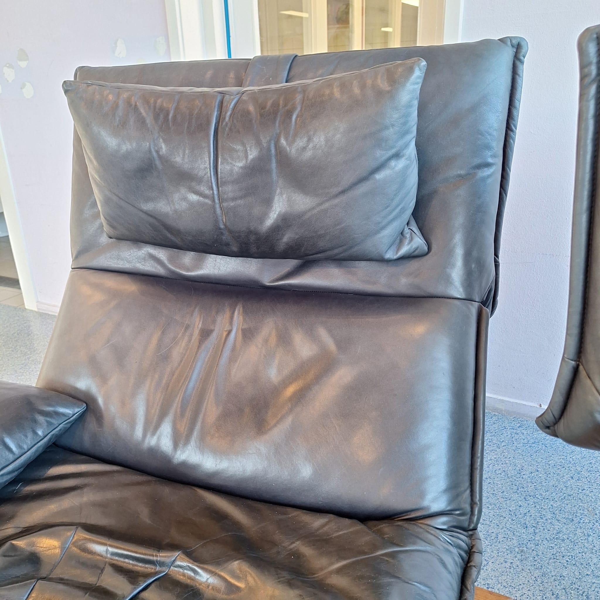 Schönes zweisitziges Sofa von Koinor im Angebot 1