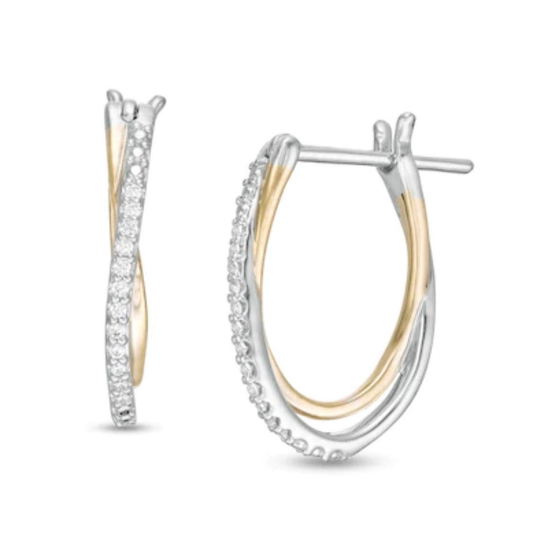 Beautiful TwoTone Crossover Diamond Earring in White/Yellow Gold In Good Condition For Sale In New York, NY