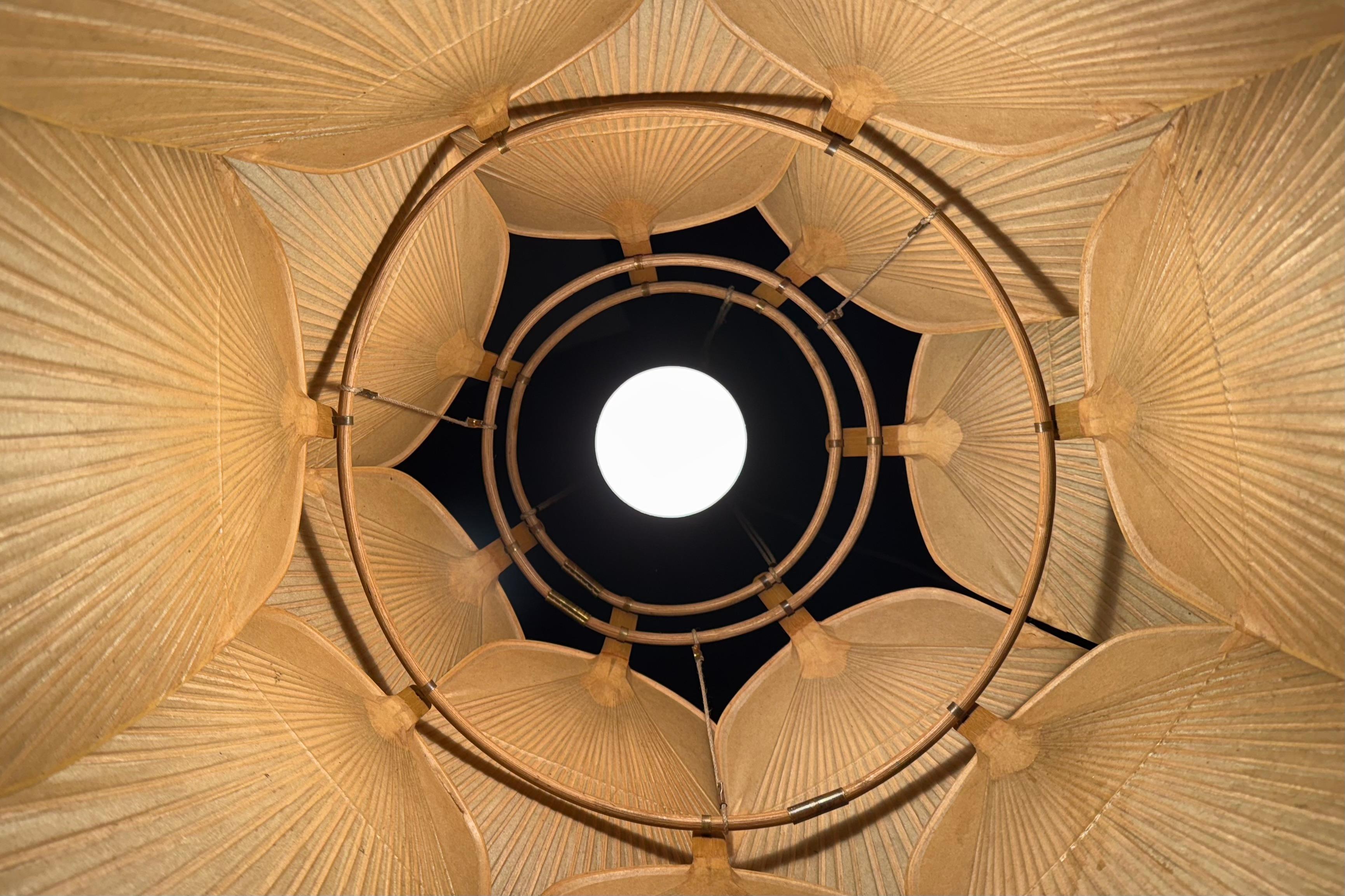 Bellissimo lampadario Uchiwa 'Ju Yon' di Ingo Maurer, Germania, anni '70 in vendita 4