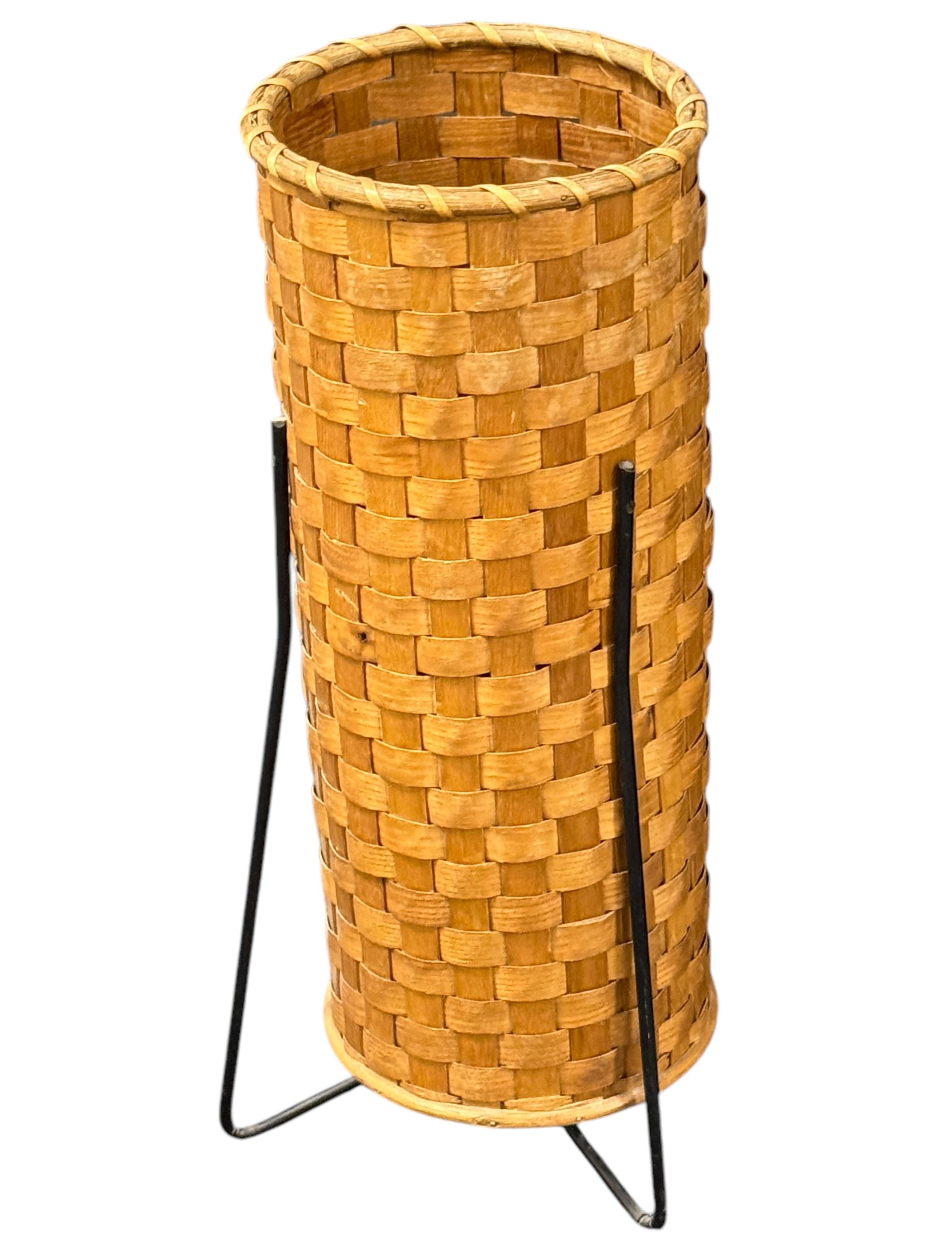 Beautiful Umbrella Stand Wickerwork and String, 1960s, Italy For Sale 5