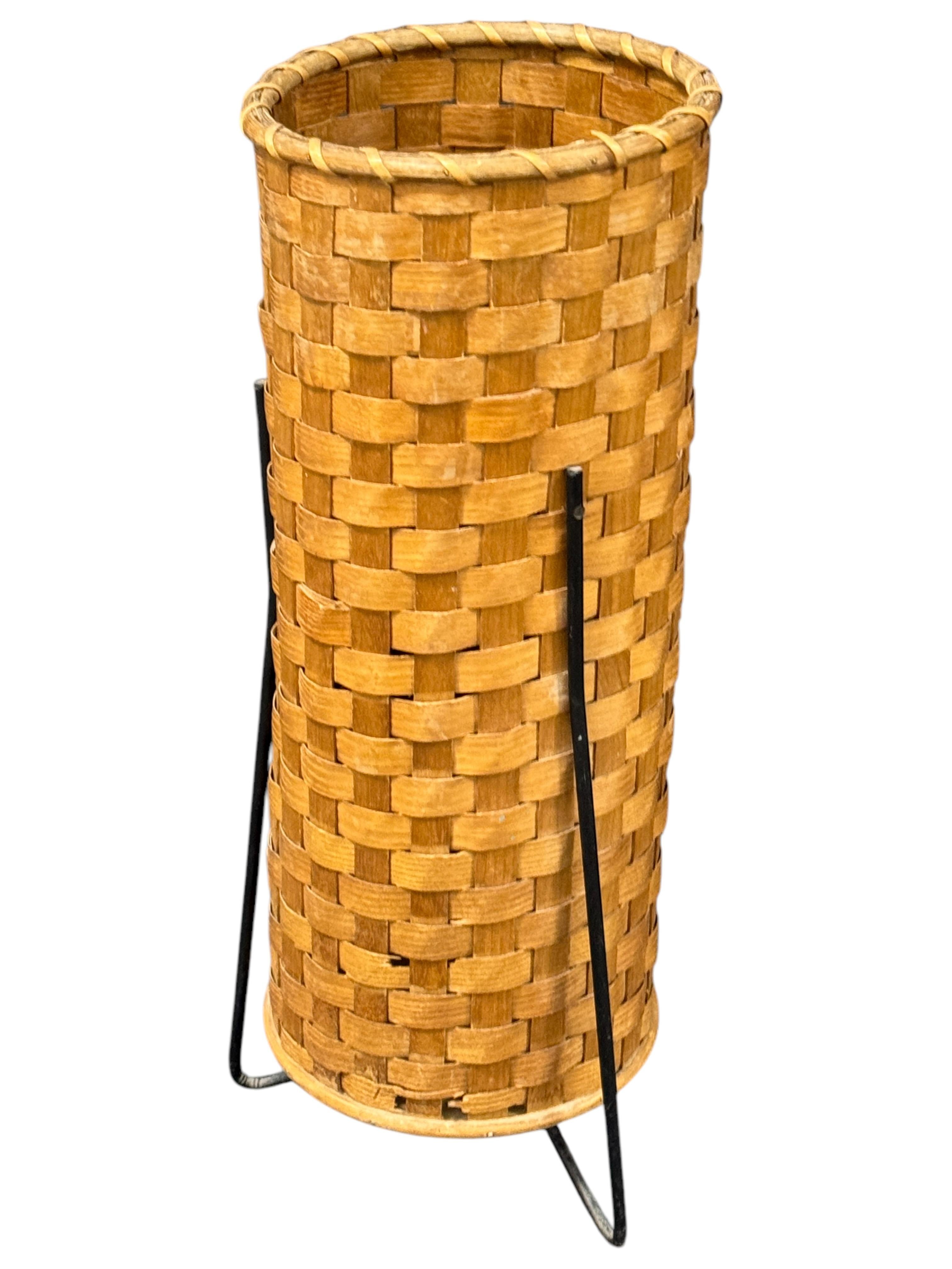 Beautiful Umbrella Stand Wickerwork and String, 1960s, Italy For Sale 9