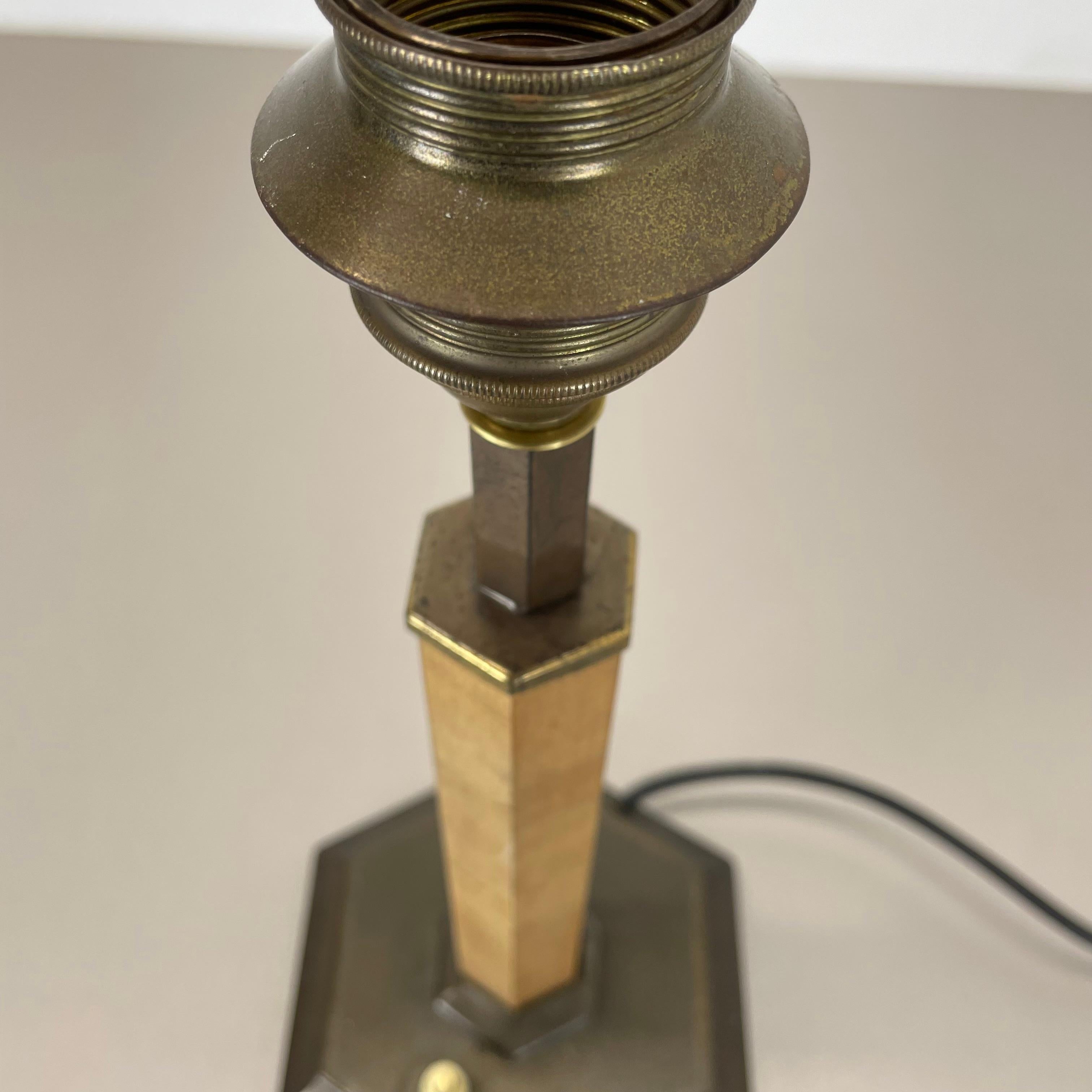  Beautiful unique art deco brass and wood table light, Germany 1930s For Sale 4