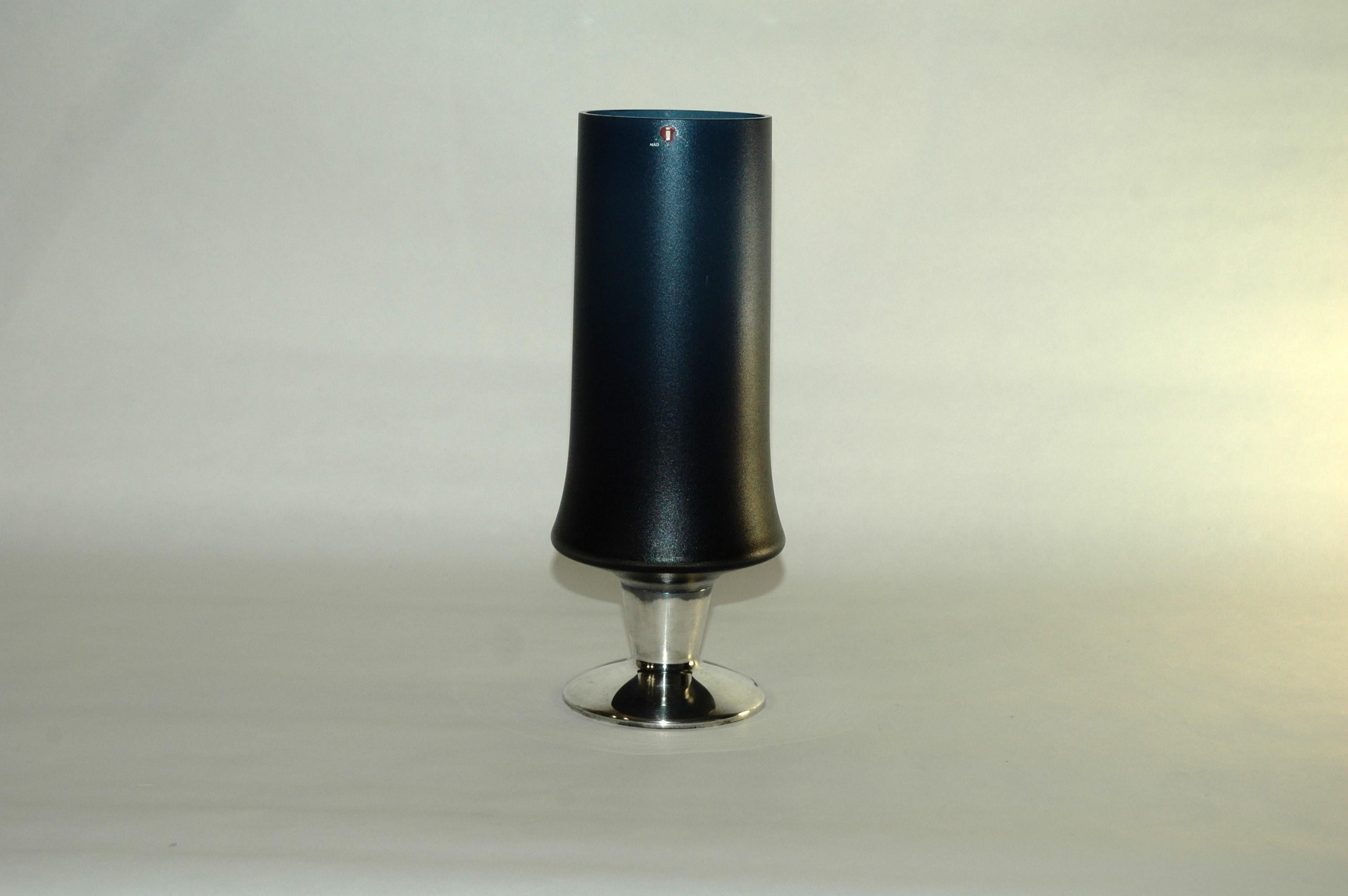Frosted Beautiful vase in glass and silver by Tapio Wirkkala for Iittala 1966 For Sale