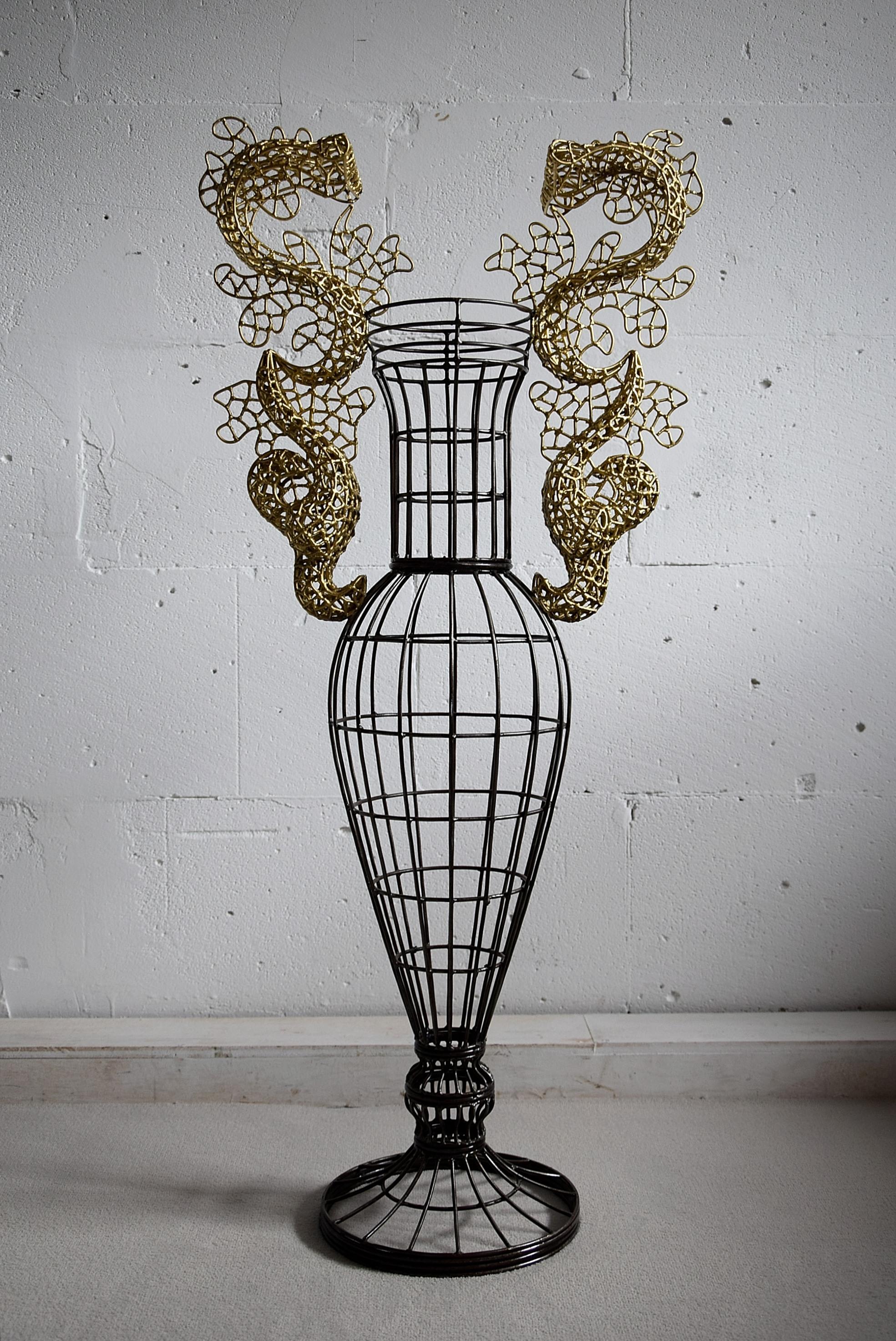 Modern Beautiful Vase Sculpture by Annacleto Spazzapan For Sale