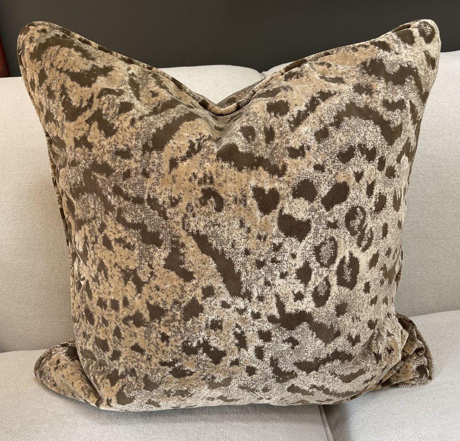 Bellissimi cuscini in velluto con stampa animale leopardata In condizioni Nuovo in vendita a Palm Beach, FL