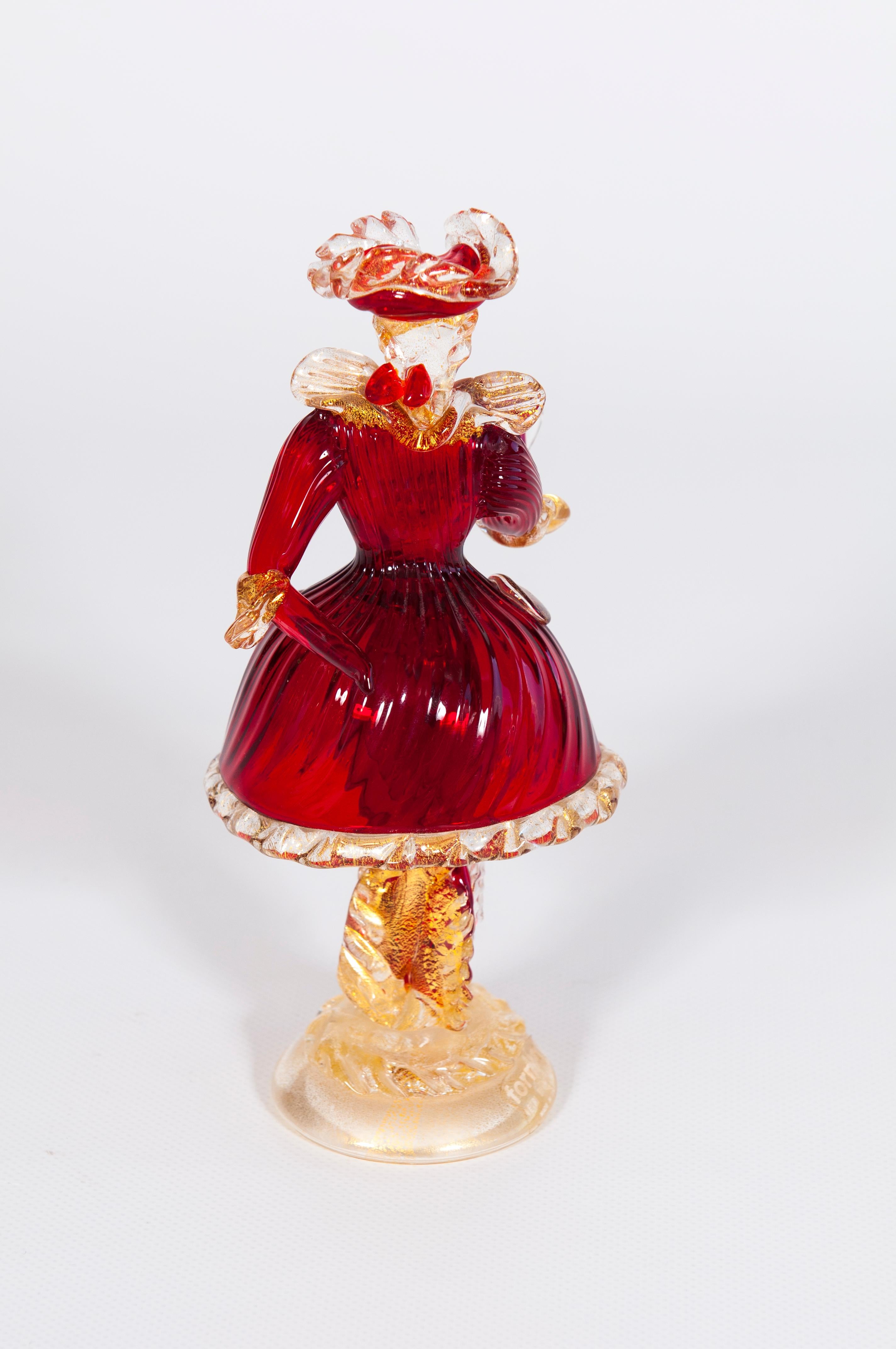 Beautiful Venetian Lady and Gentleman in Ruby-Red and Black, with Gold Finishes For Sale 7
