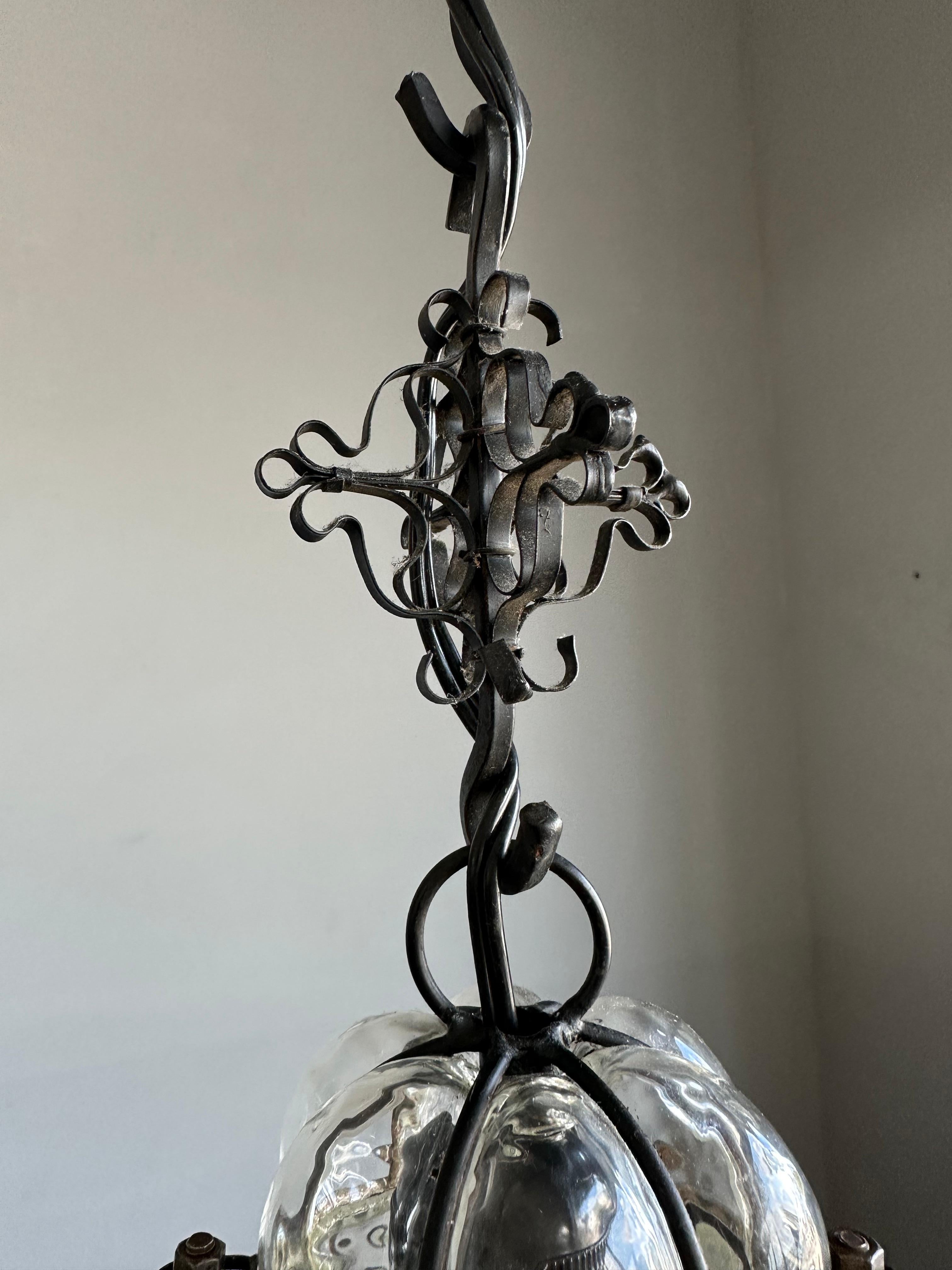 Beautiful Venetian Murano Pendant Light, Clear Glass Mouth Blown into Iron Frame For Sale 3